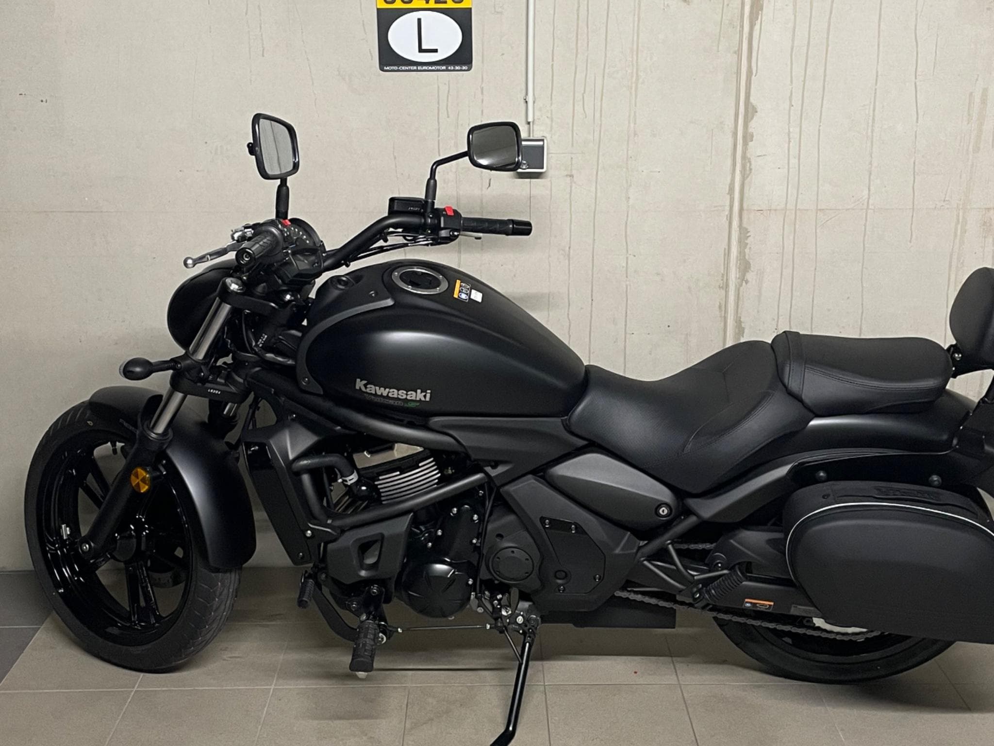 Kawasaki Vulcan S (2022) - Photo 2