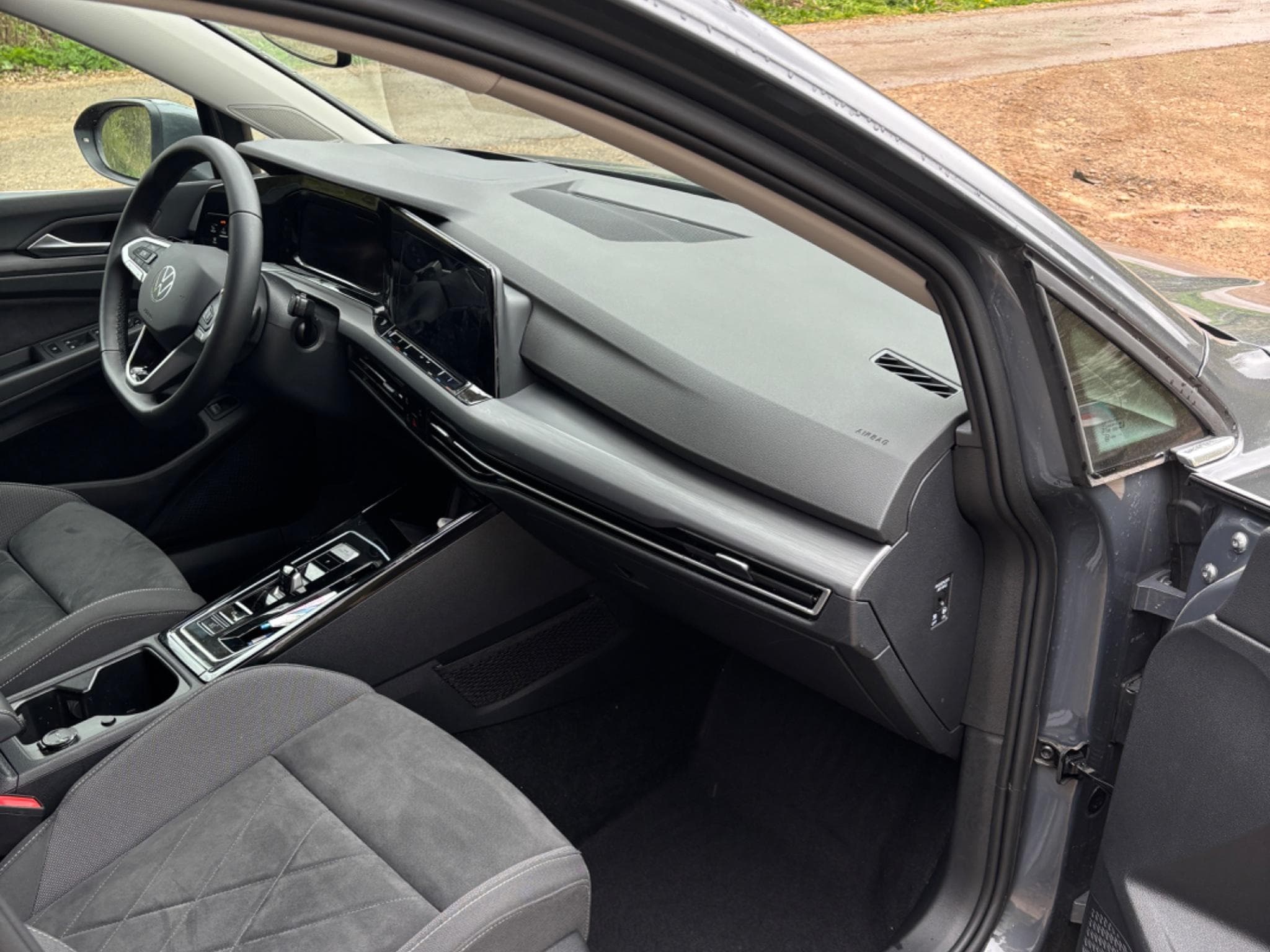 VW Golf Variant (2024) - Photo 2