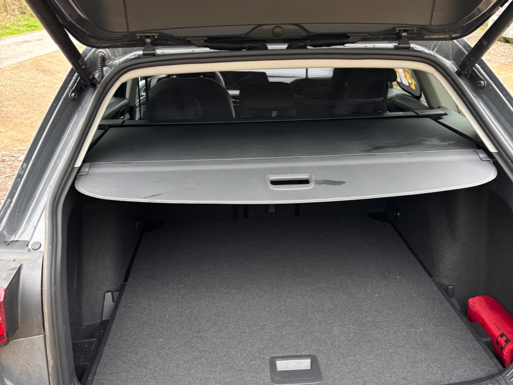 VW Golf Variant (2024) - Photo 3