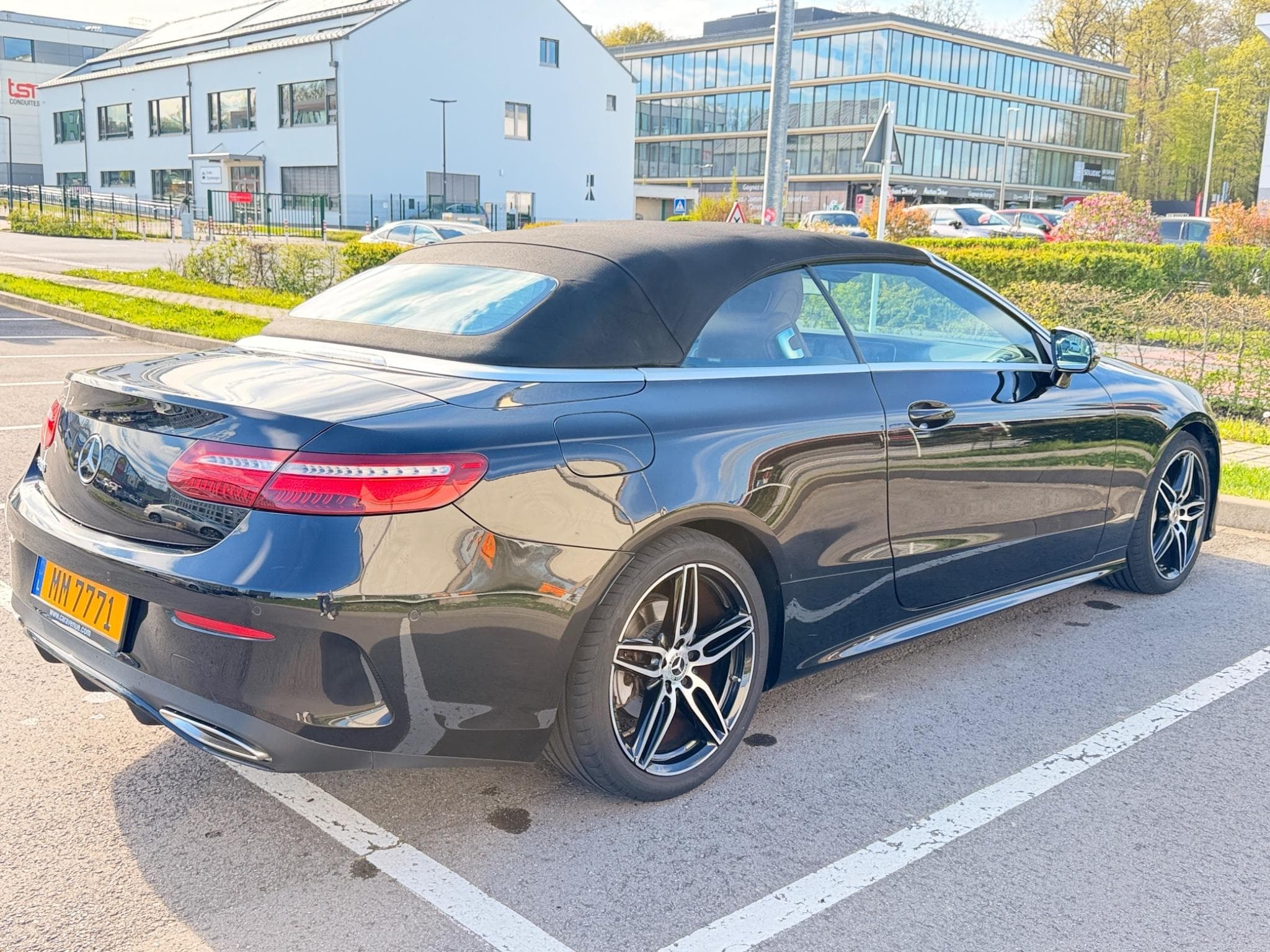 Mercedes E 200 MERCEDES CLASSE E 200 AMG LINE (2020) - Photo 2