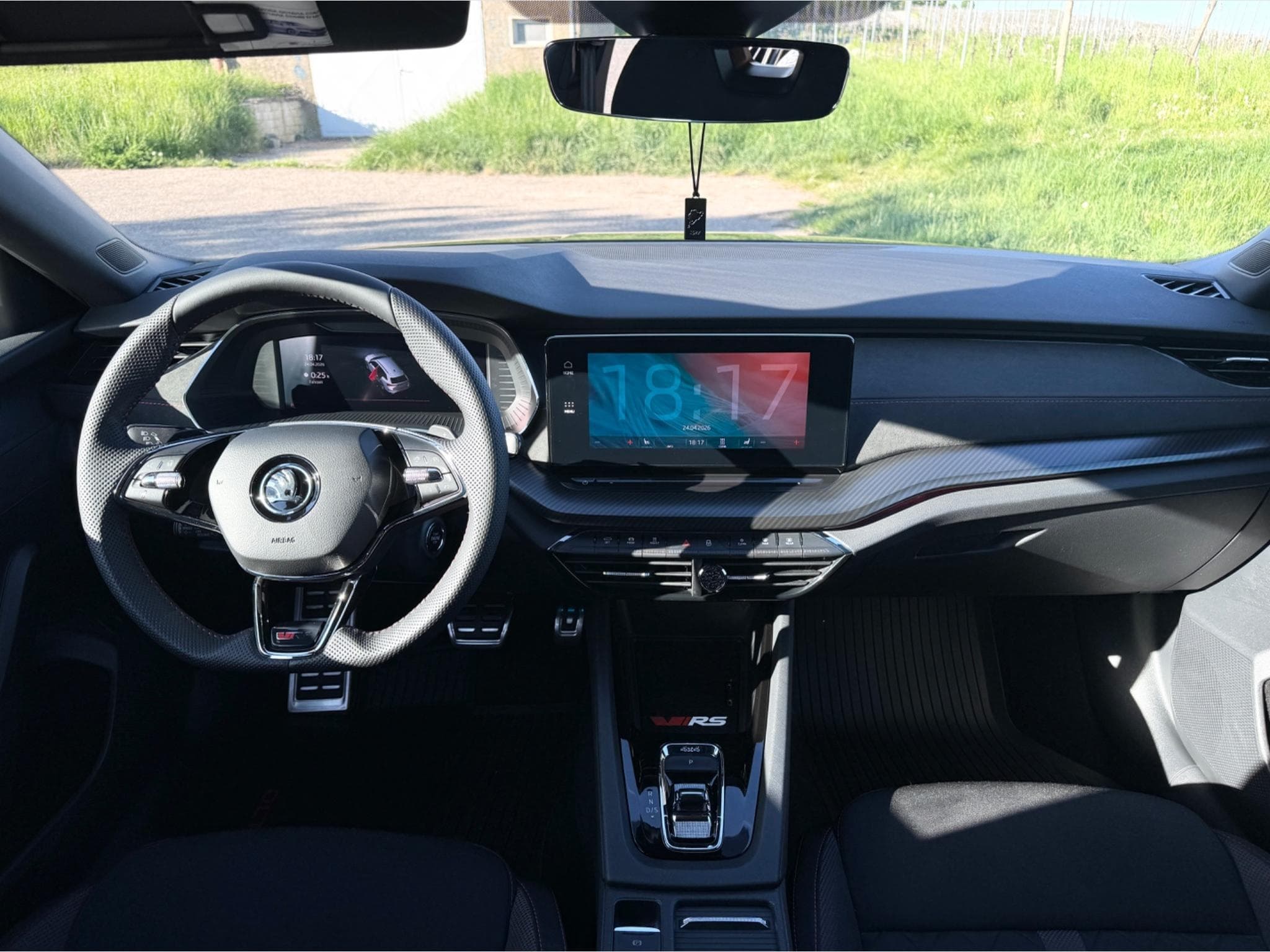 Skoda Octavia RS 2.0 TDI 4x4 DSG (2022) - Photo 3