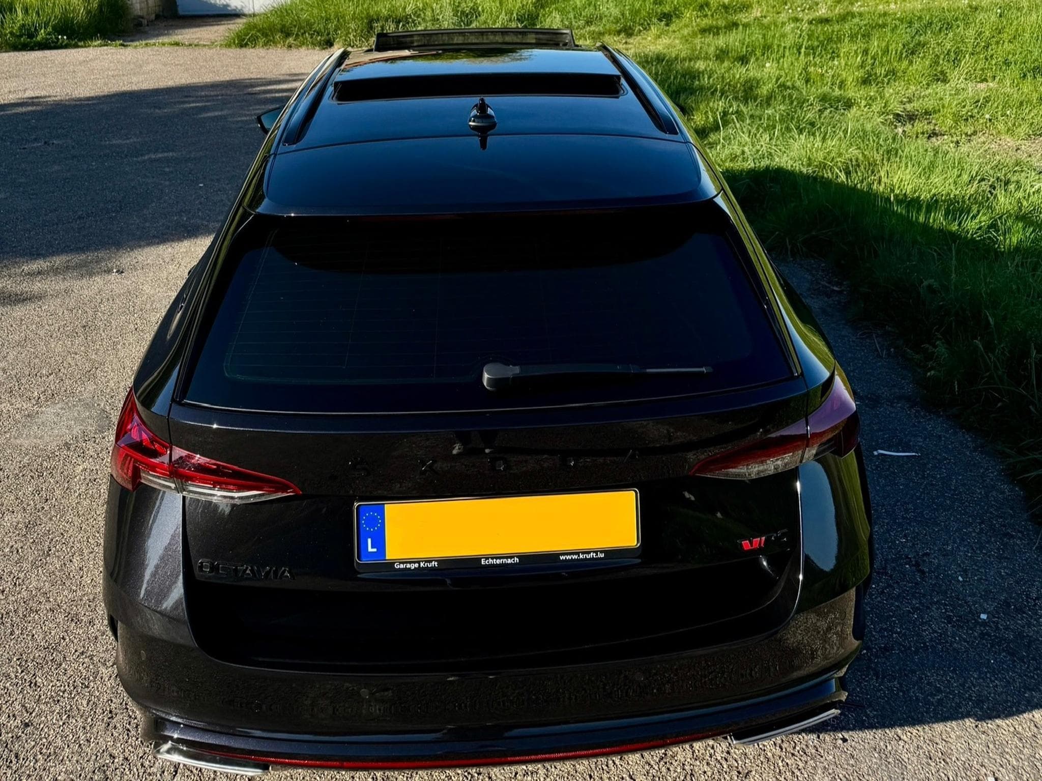 Skoda Octavia RS 2.0 TDI 4x4 DSG (2022) - Photo 5