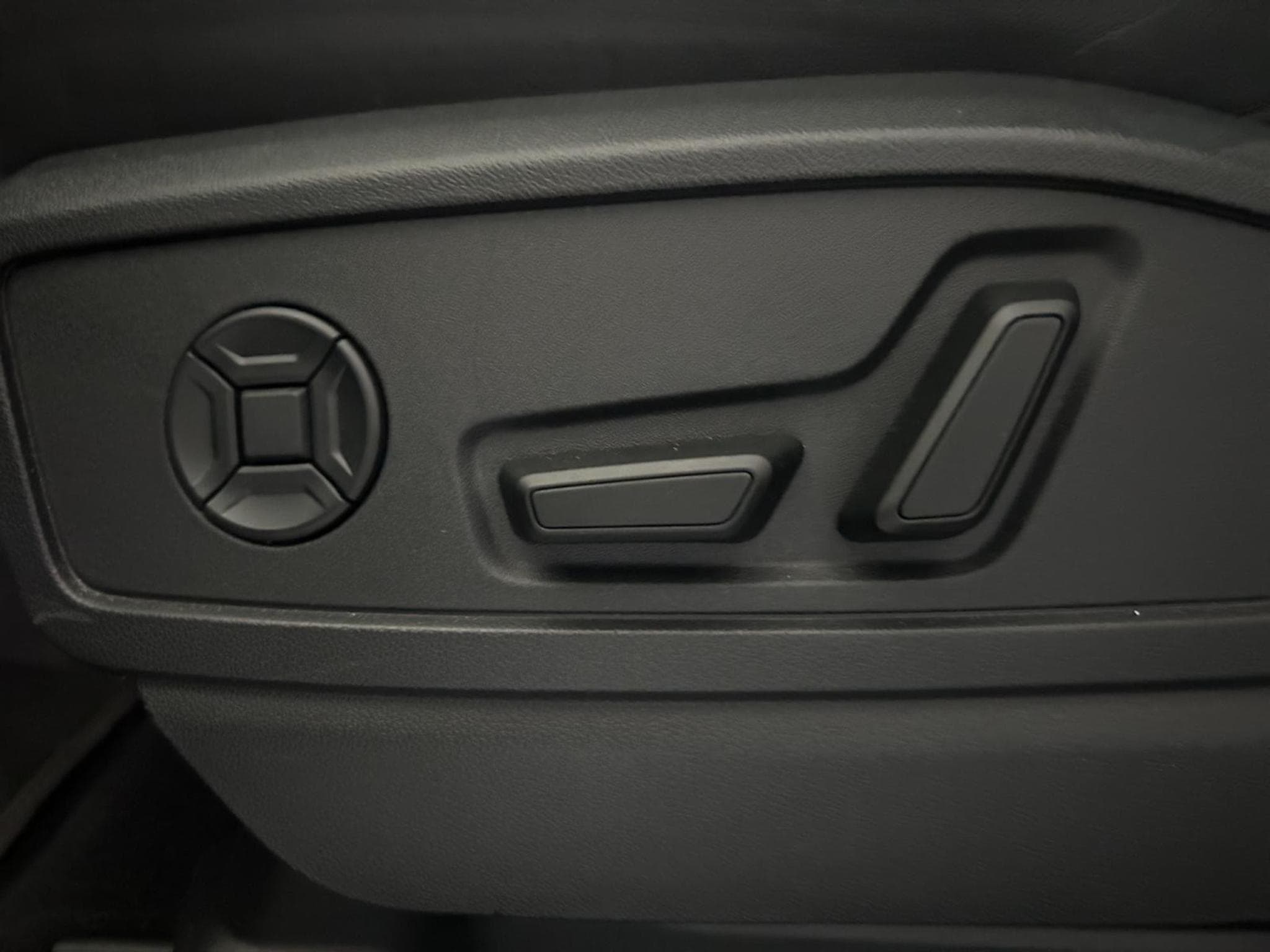 Audi Q5 TDI quattro S tronic (2025) - Photo 21