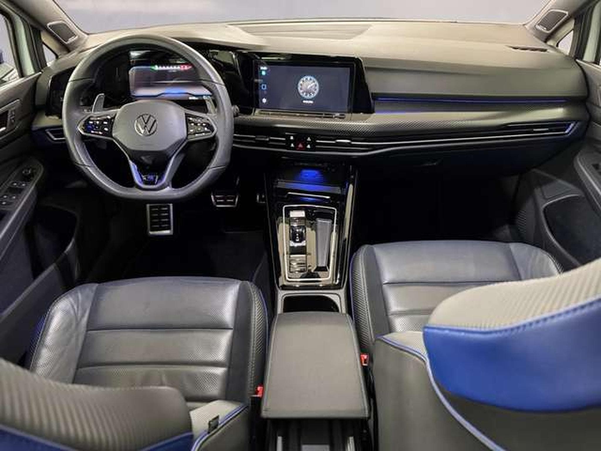 VW Golf R (2023) - Foto 7