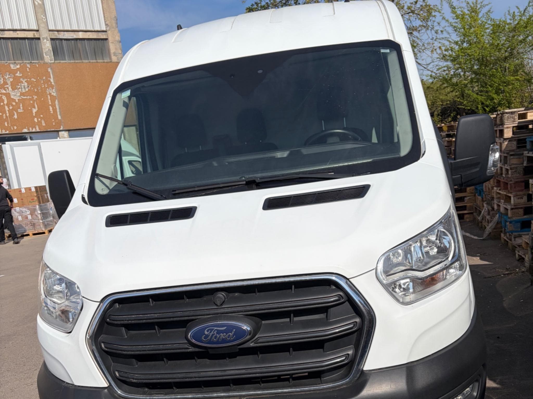 Ford Transit 15m3 Transit L4 H2 (2025) - Foto 1