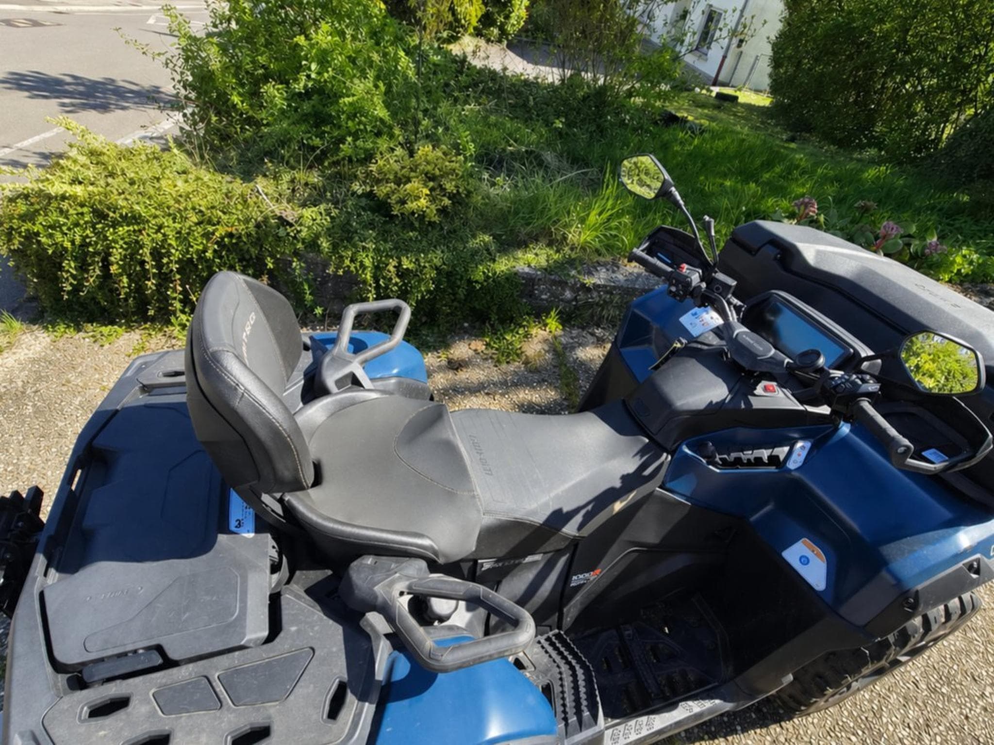 BRP Can-Am Outlander Outlander Max Limited 1000R T ABS (2025) - Photo 9