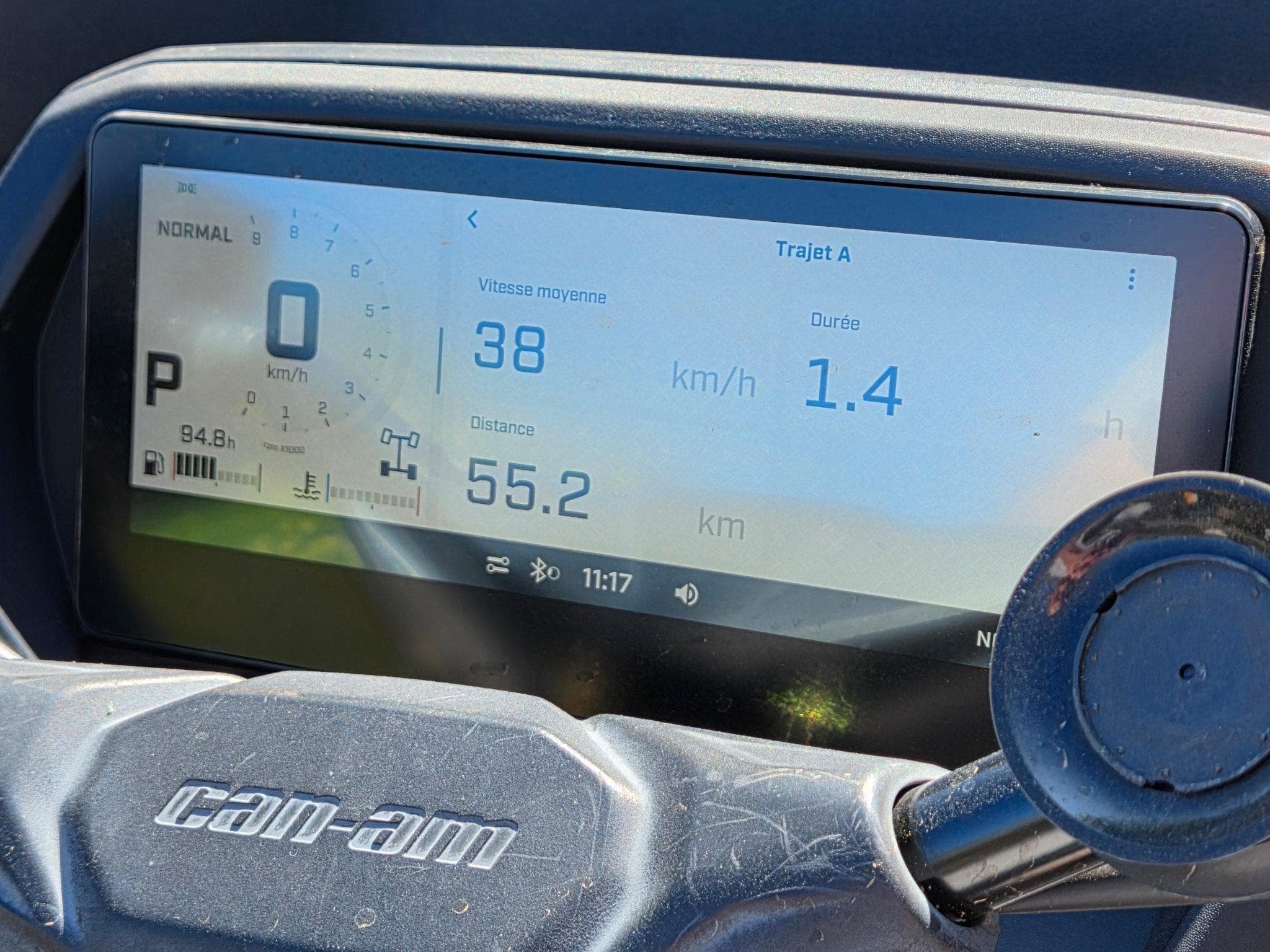 BRP Can-Am Outlander Outlander Max Limited 1000R T ABS (2025) - Photo 10