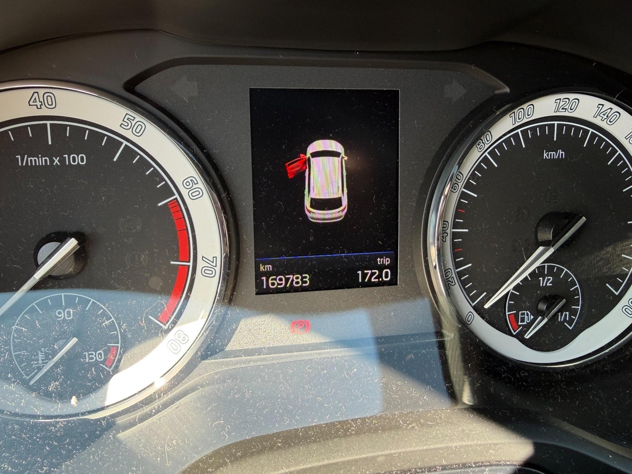 Skoda Karoq Sportline (2019) - Photo 8
