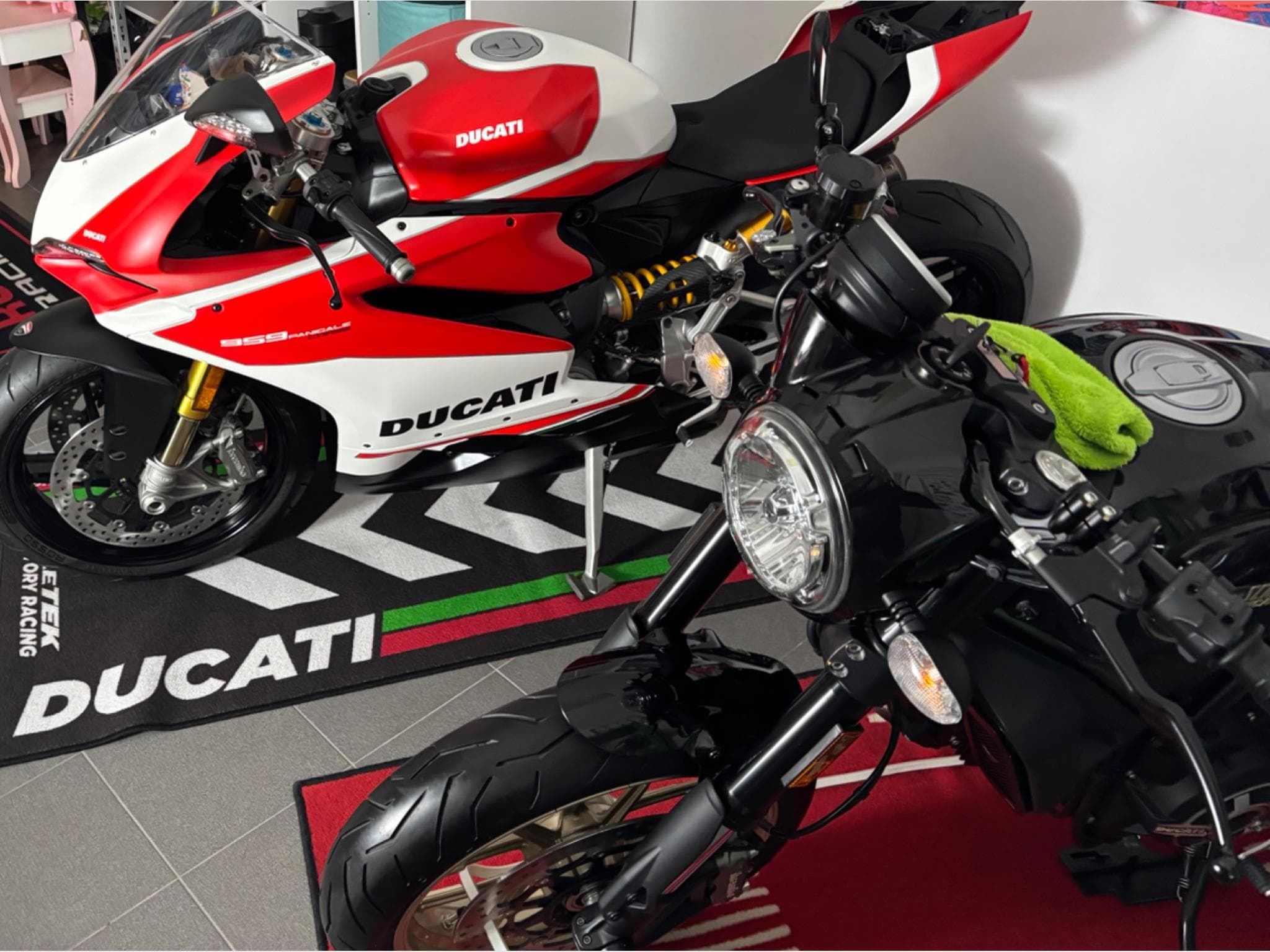 Ducati Scrambler Café Racer (2018) - Photo 6