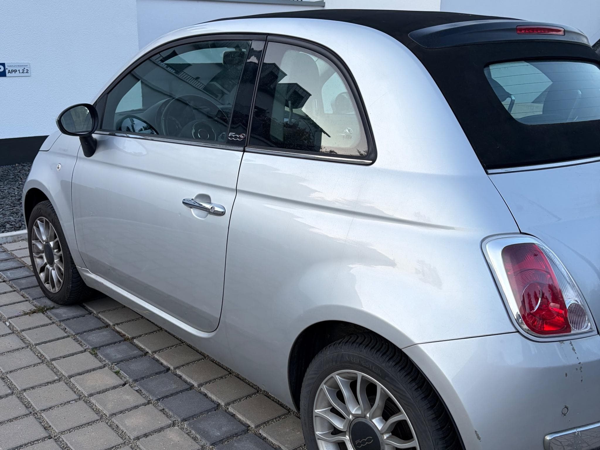 Fiat 500 Cabriolet (2010) - Photo 2