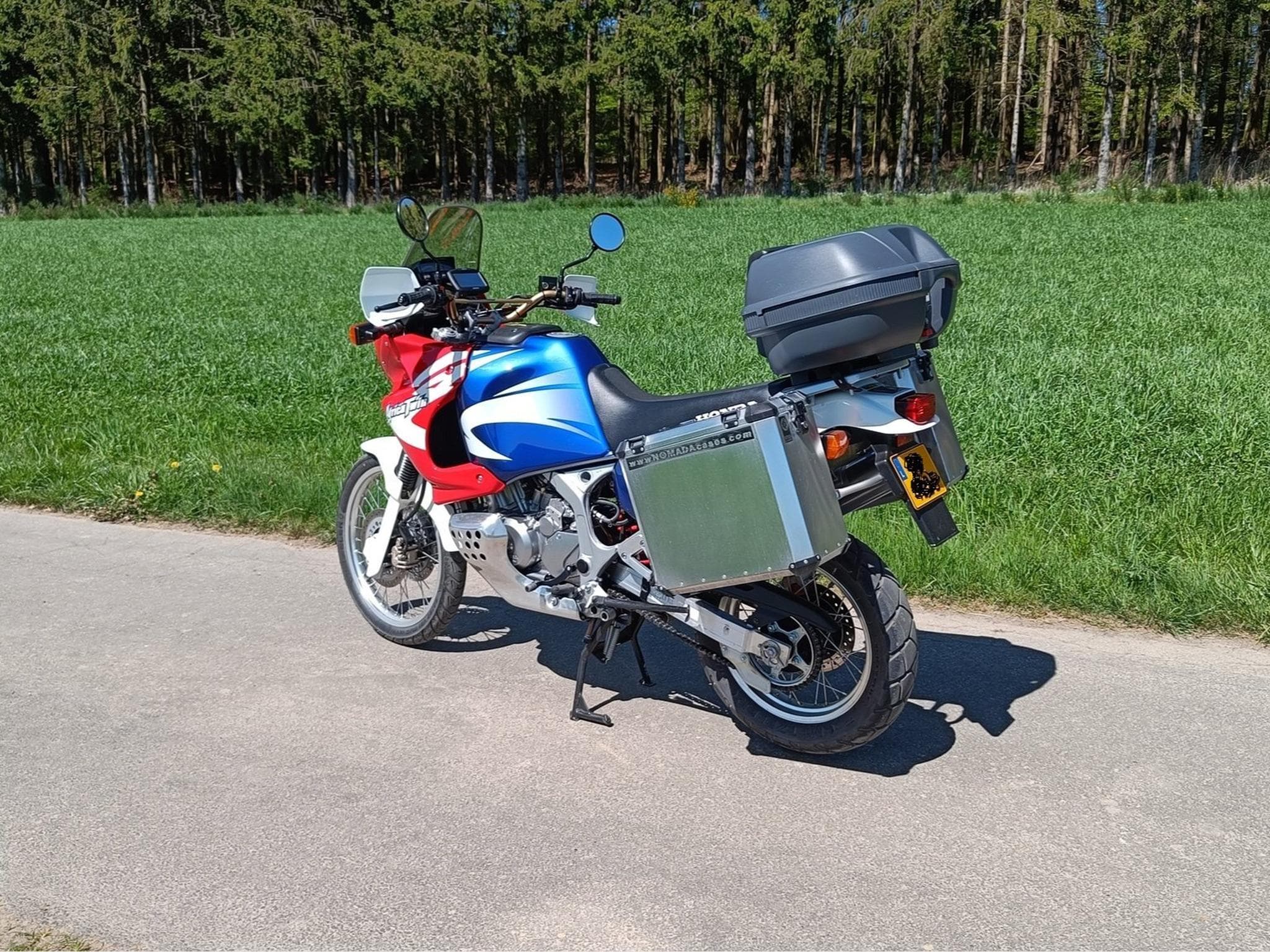 Honda Africa Twin RD07a (2001) - Photo 3
