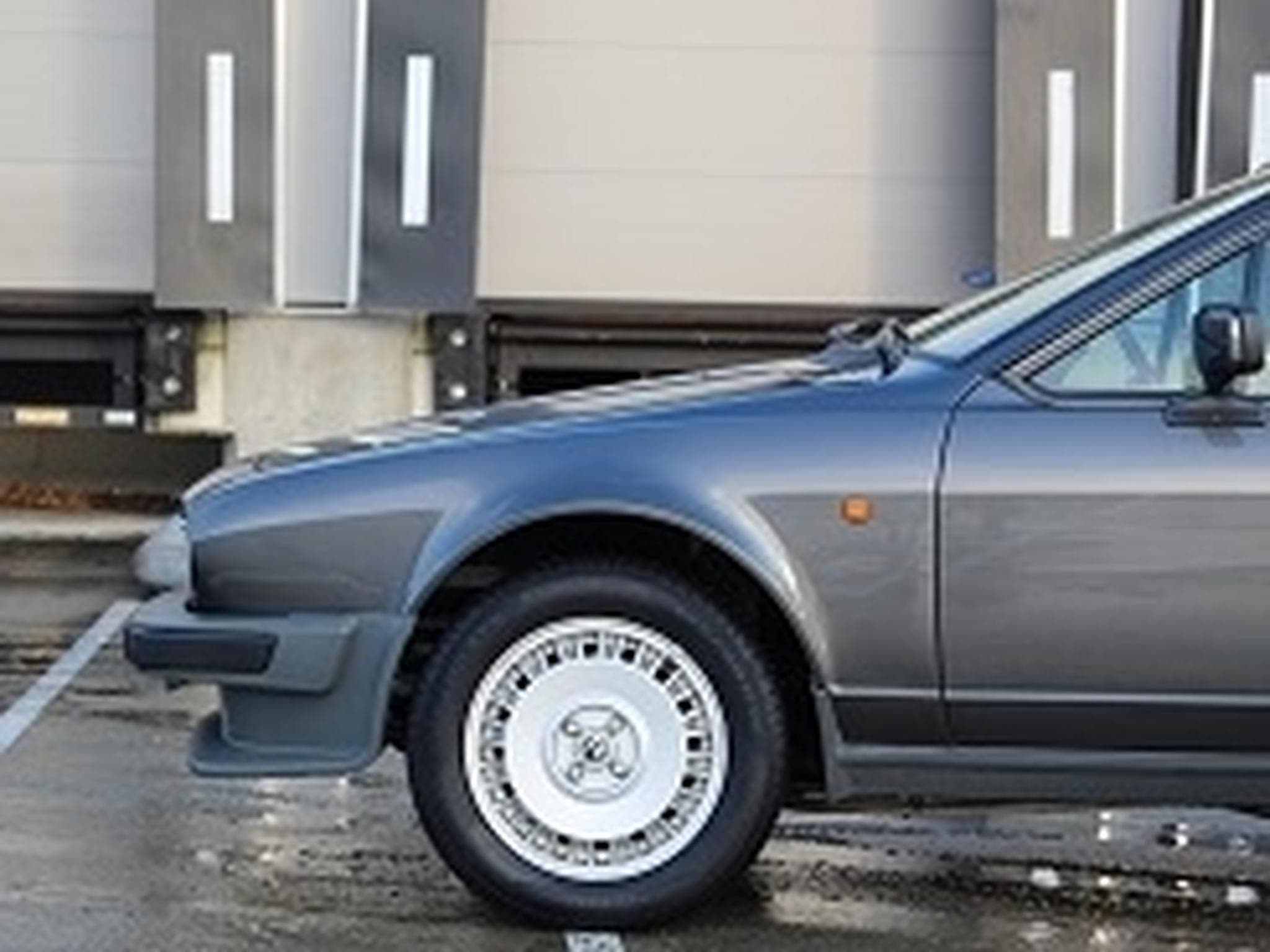 Alfa-Romeo GTV 2000 (1982) - Photo 6