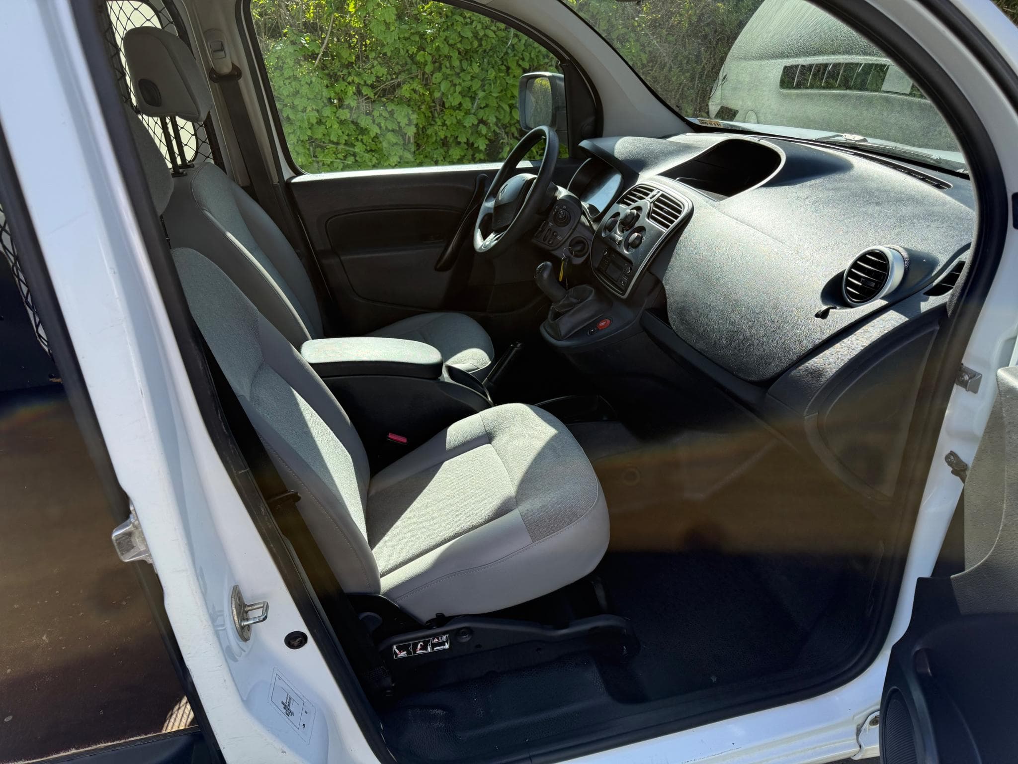 Renault Kangoo 1.5dci 90cv sans adblue (2019) - Foto 8