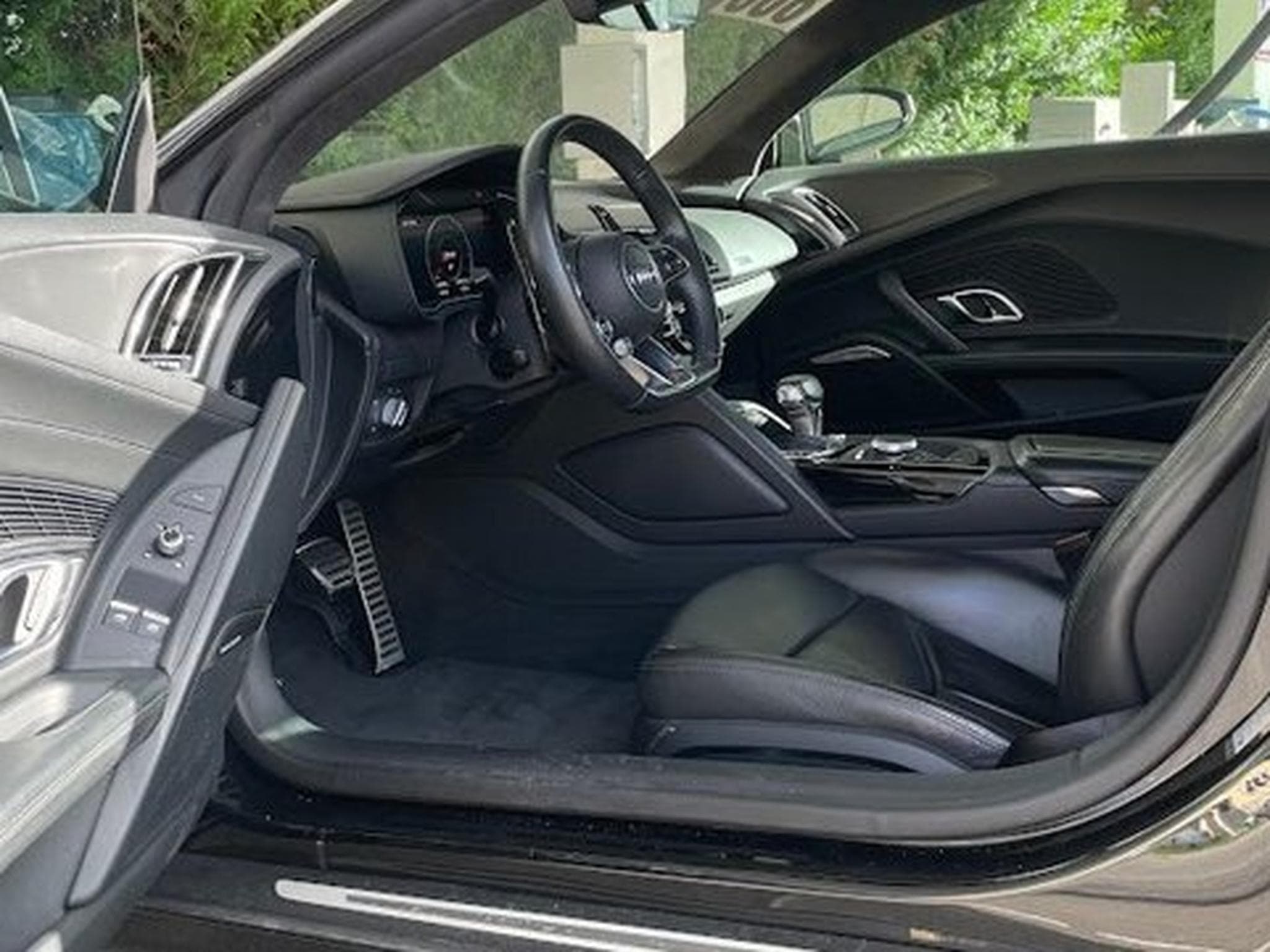 Audi R8 5.2 V10 FSI plus S tronic Quattro Black (2017) - Photo 3