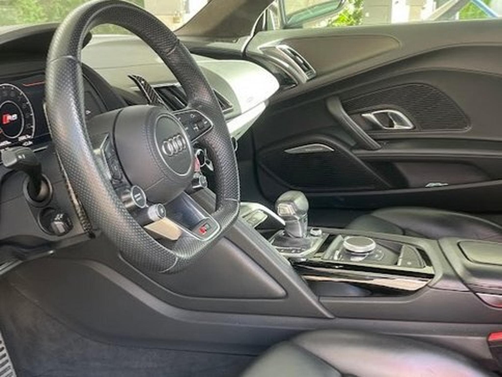 Audi R8 5.2 V10 FSI plus S tronic Quattro Black (2017) - Photo 4