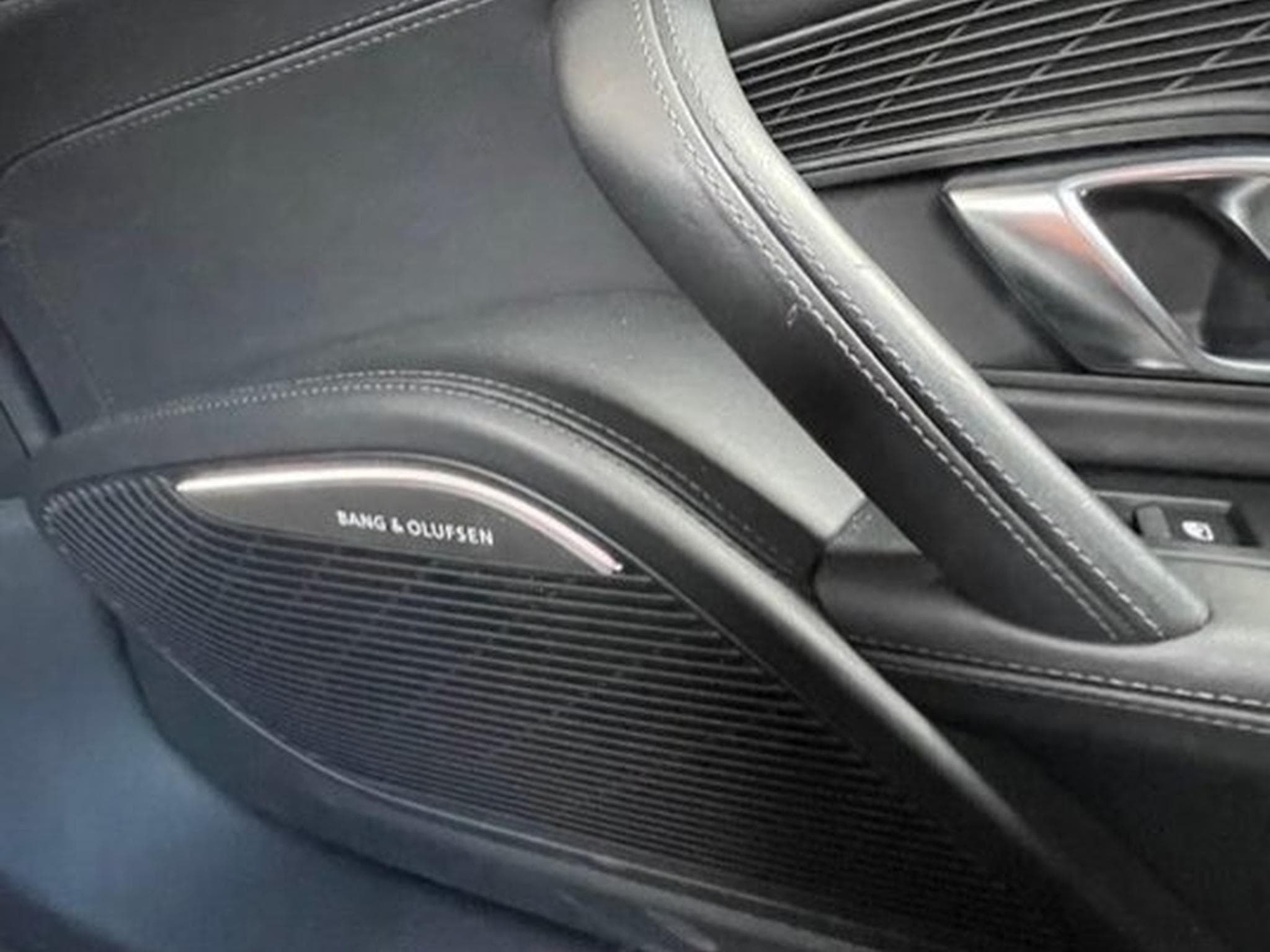 Audi R8 5.2 V10 FSI plus S tronic Quattro Black (2017) - Photo 10