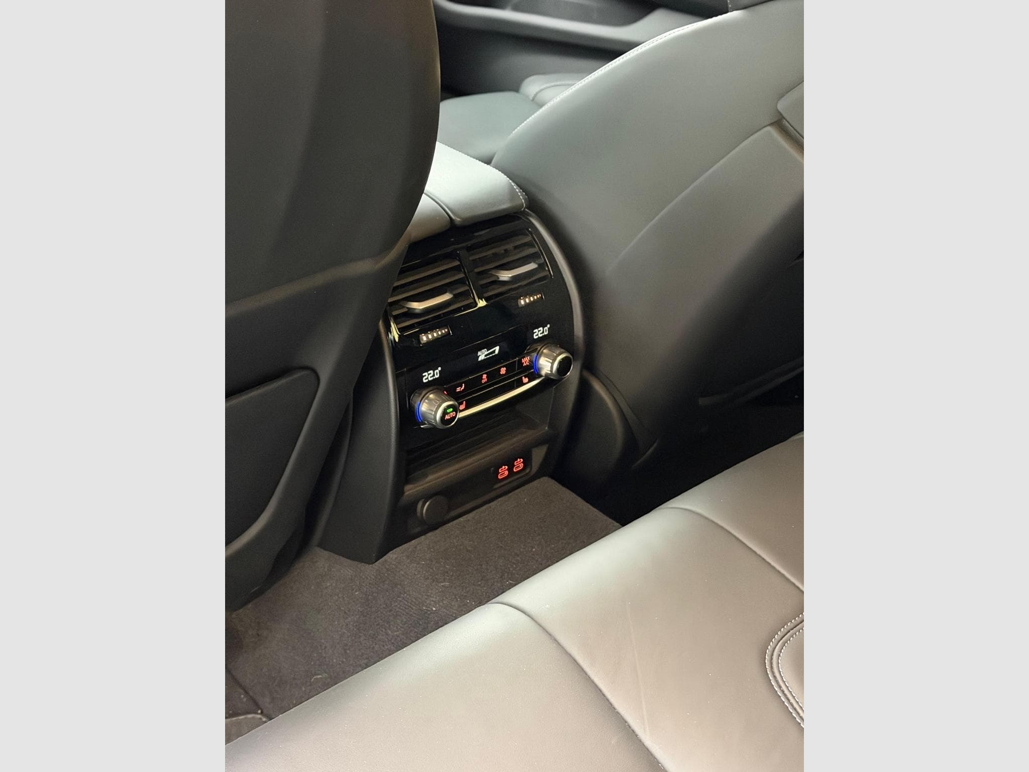 BMW M5 Competition Individual Keramik B&W Full Option 2023 (2023) - Photo 13