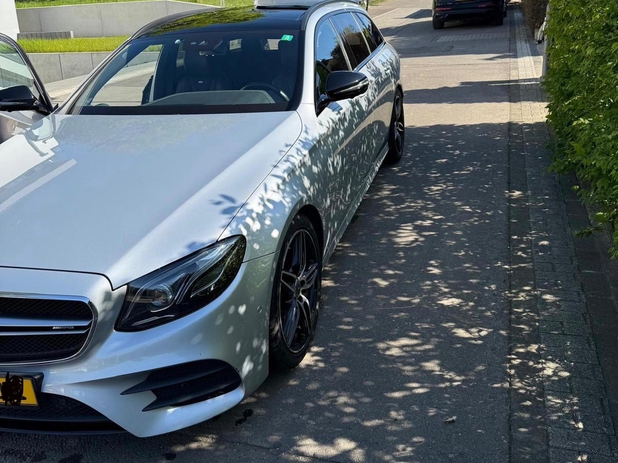 Mercedes E 400 E 400 D AMG Line Airmatic (2018) - Photo 14