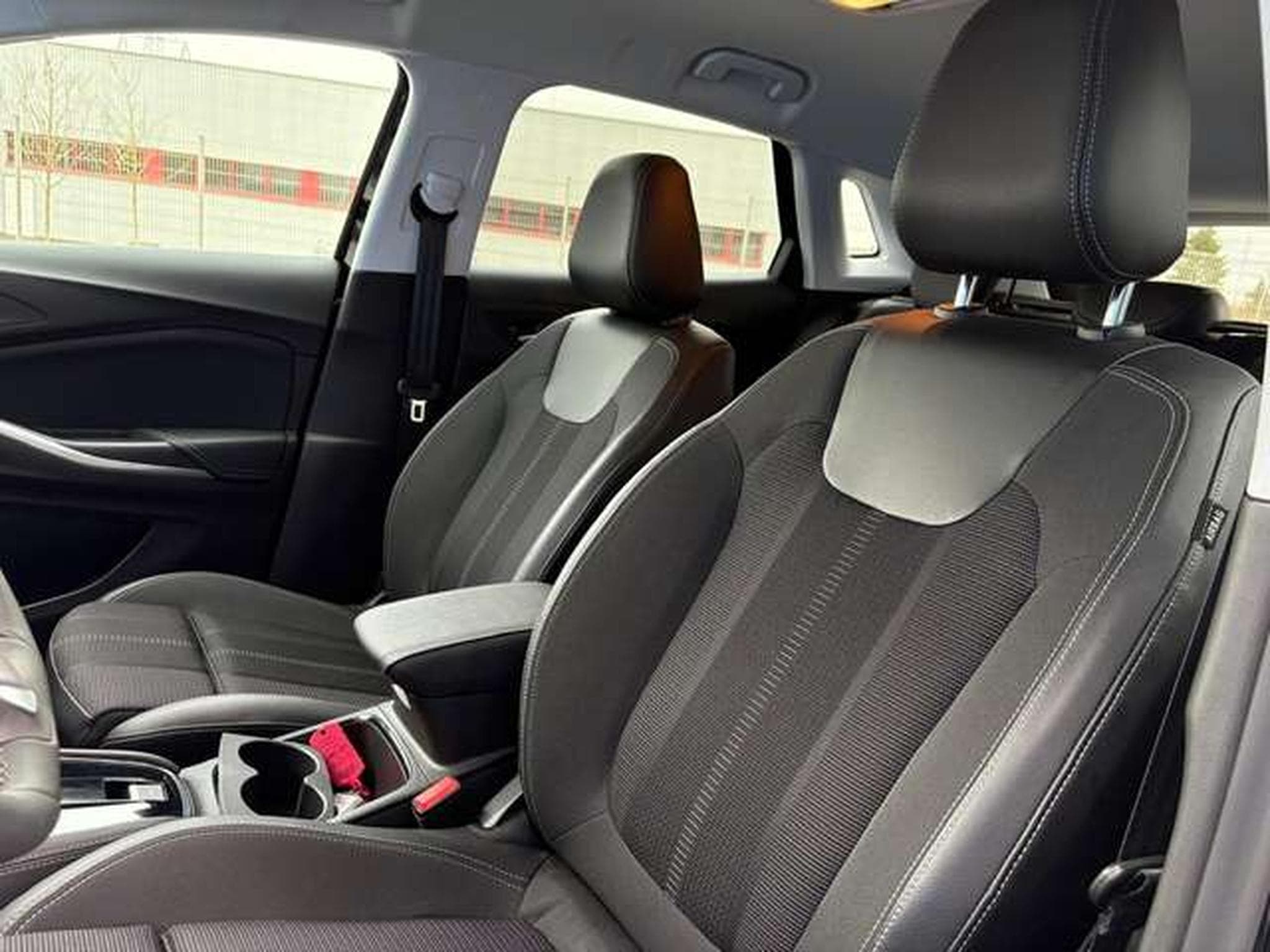 Opel Grandland Grandland 1.2 DI Automatik GS (2024) - Photo 5