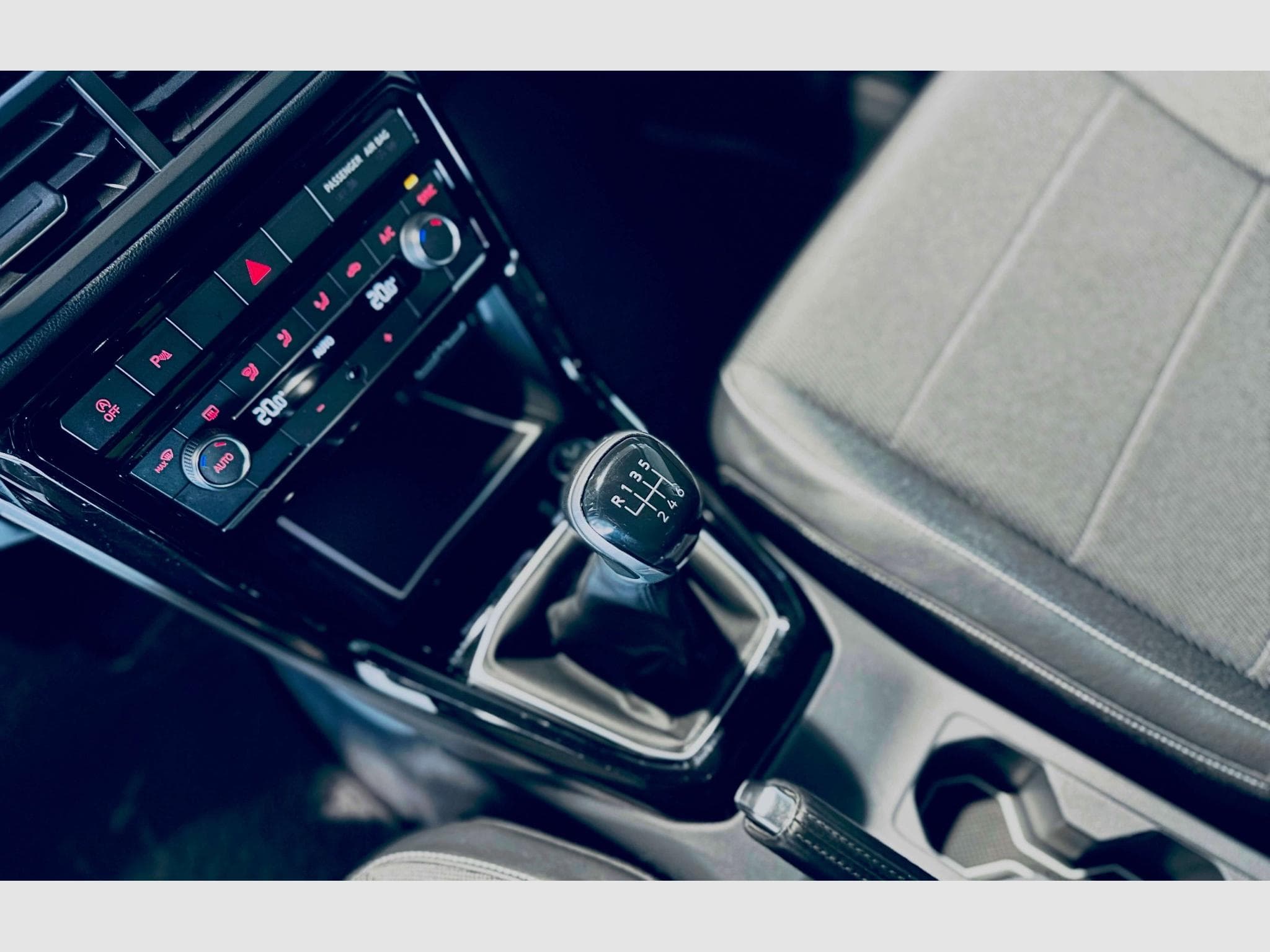 VW T-Cross T-CROSS STYLE TSI (2019) - Photo 10