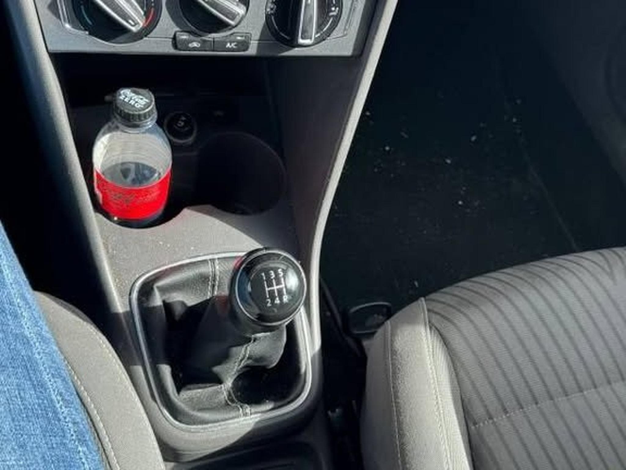 VW Polo 1.0 MPI (2014) - Photo 2