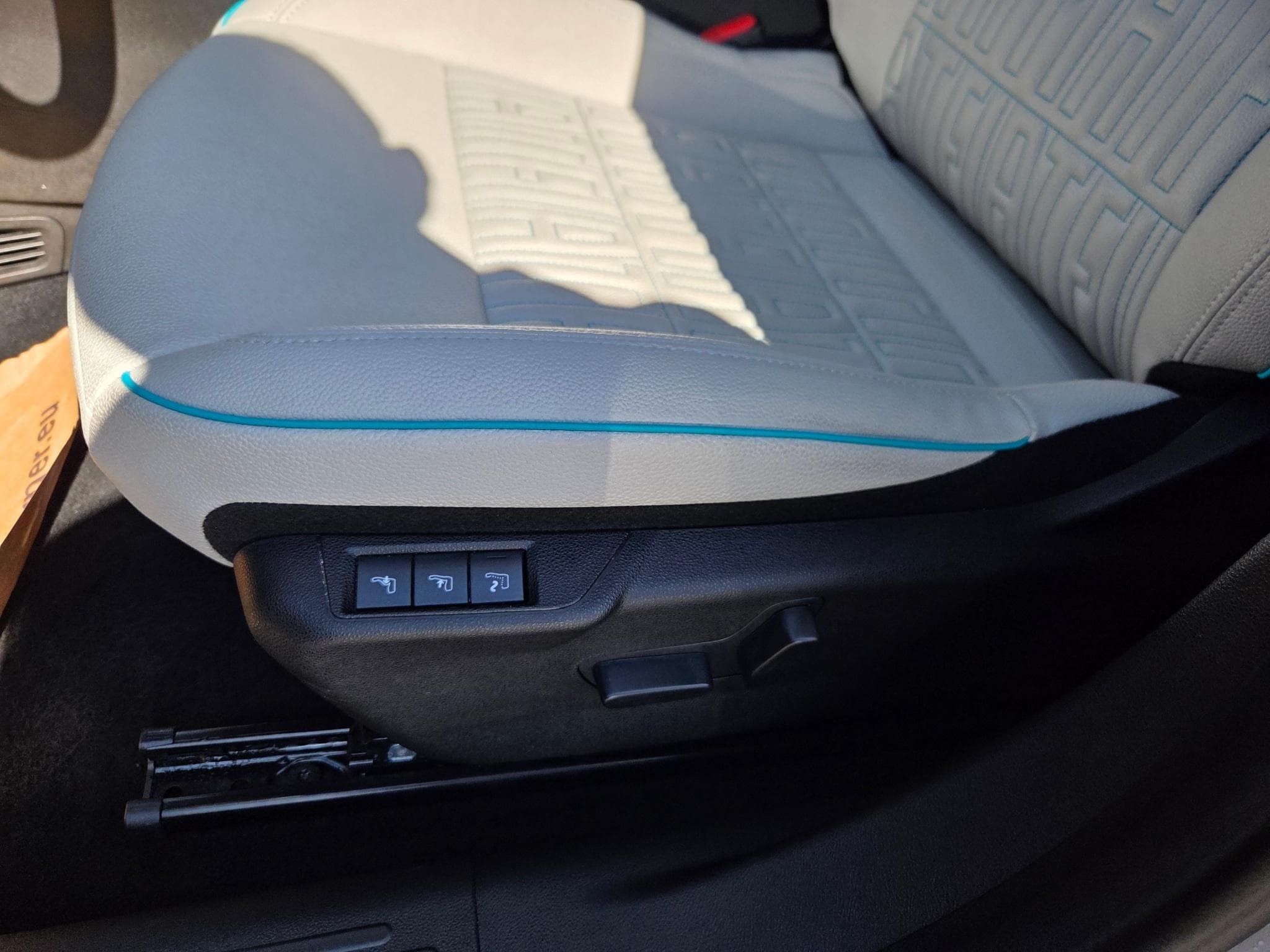 Fiat 600 E LA PRIMA (2025) - Photo 9