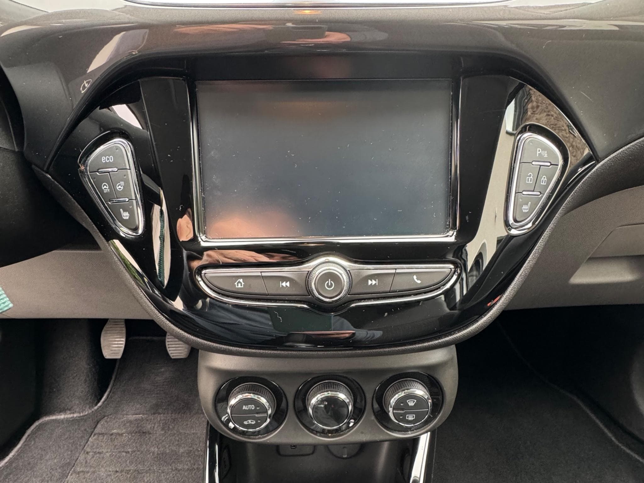 Opel Corsa 1.0 Turbo Start/Stop Innovation (2018) - Foto 5