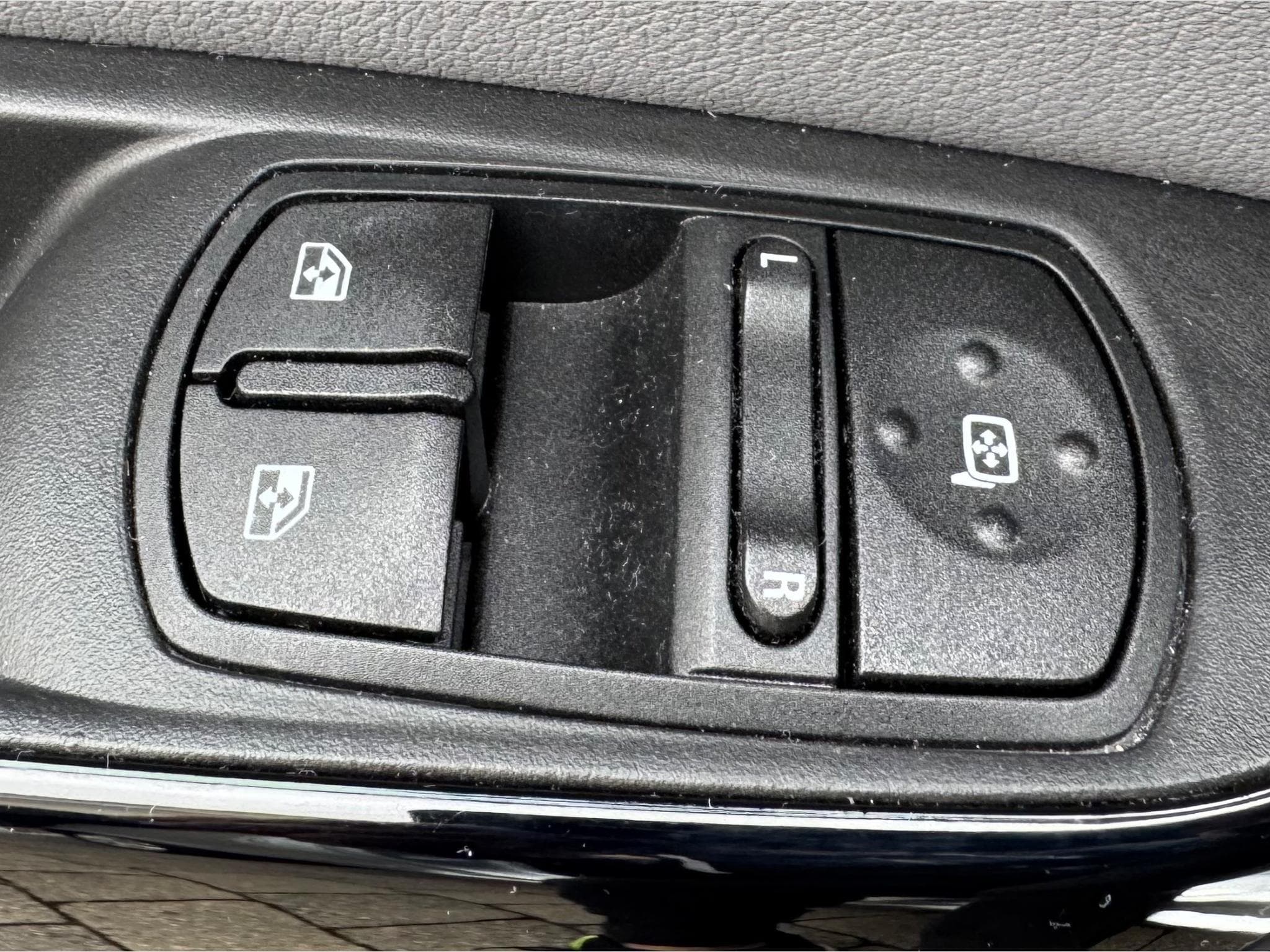 Opel Corsa 1.0 Turbo Start/Stop Innovation (2018) - Foto 10