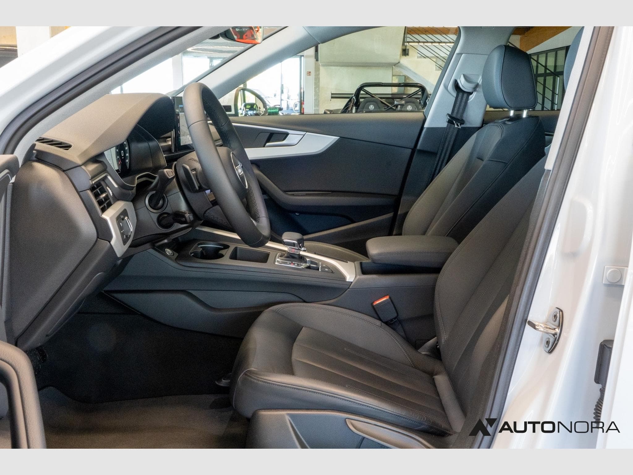 Audi A4 A4 Avant 35 TFSI S line (2023) - Photo 11