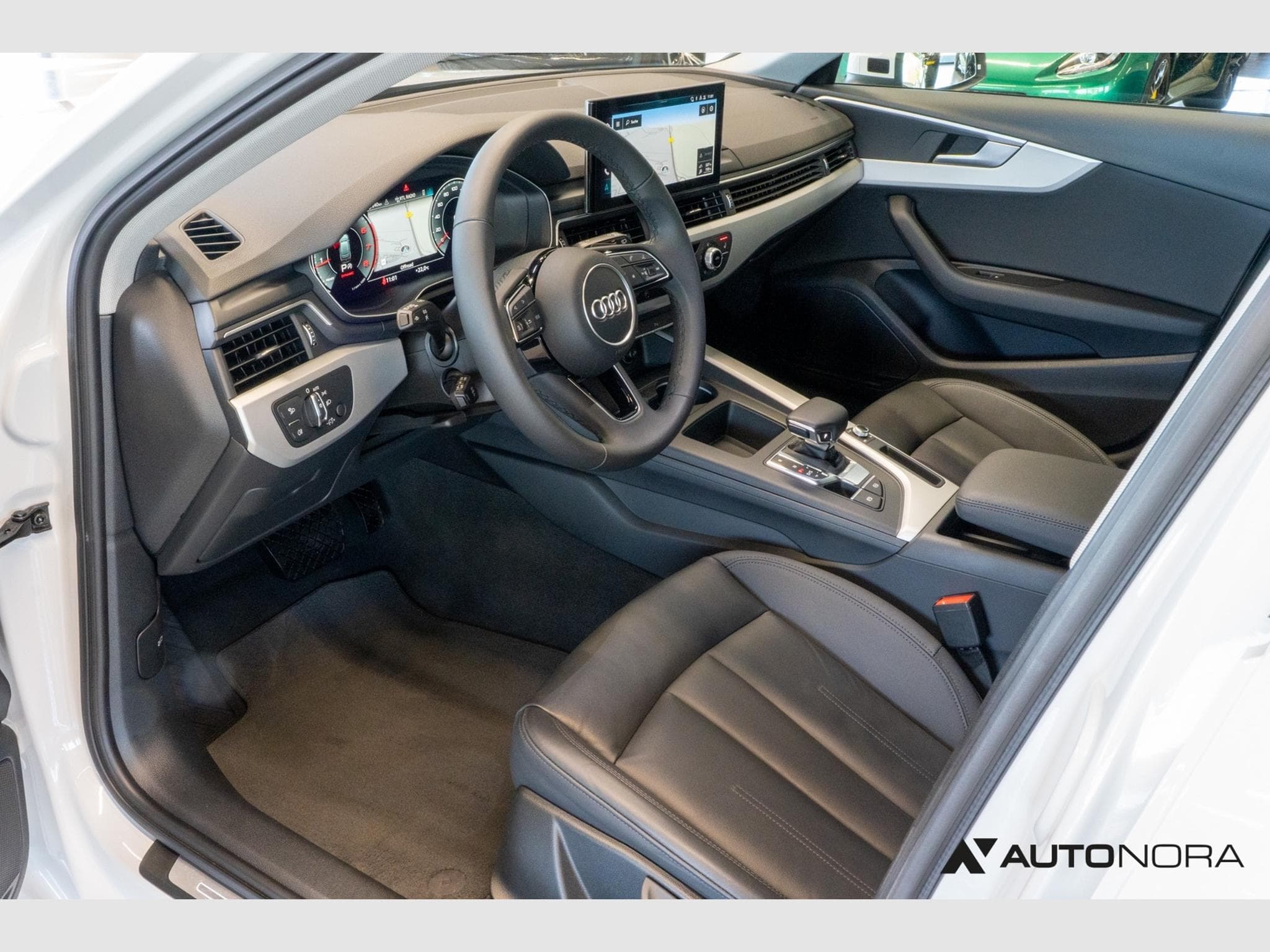 Audi A4 A4 Avant 35 TFSI S line (2023) - Photo 12