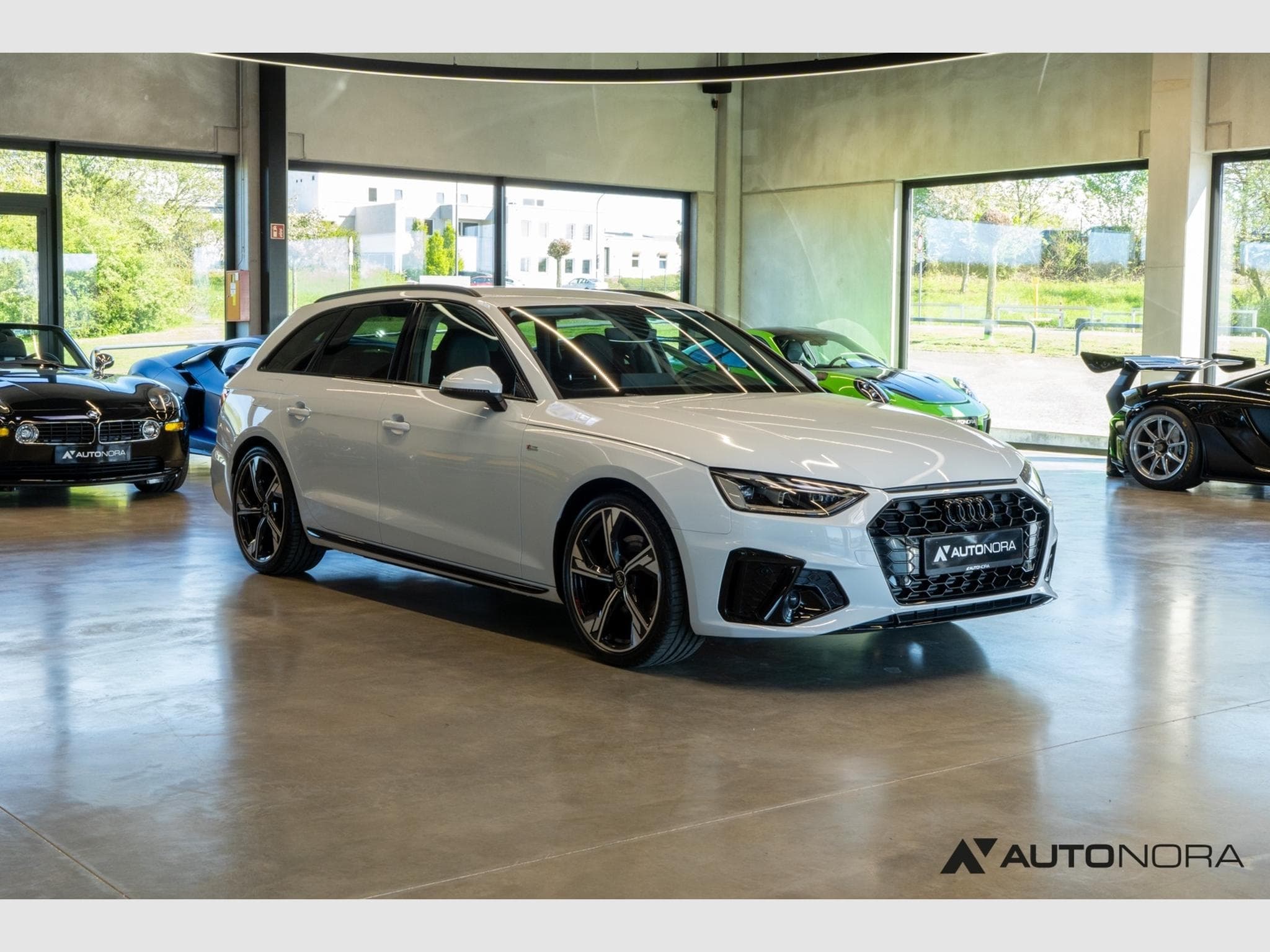 Audi A4 A4 Avant 35 TFSI S line (2023) - Photo 3