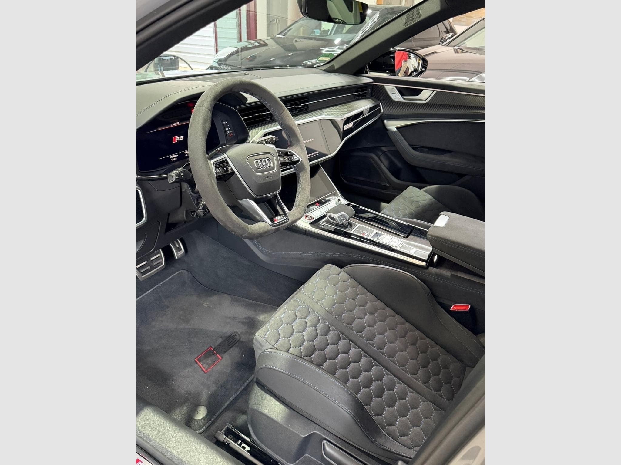 Audi RS6 PERFORMANCE V8 4.0 TFSI Bi-Turbo 630 PS (2025) - Foto 7