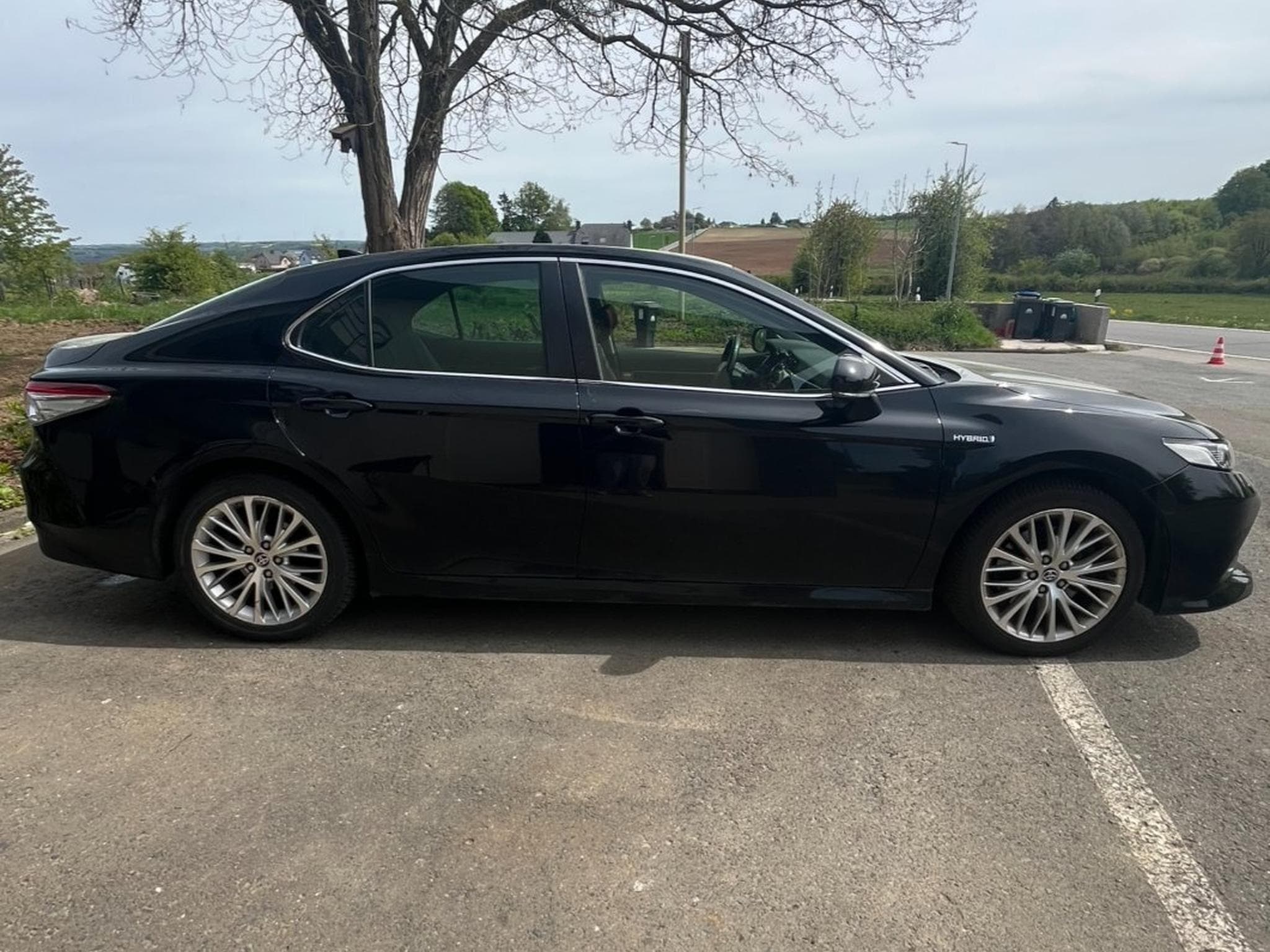 Toyota Camry (2021) - Photo 5