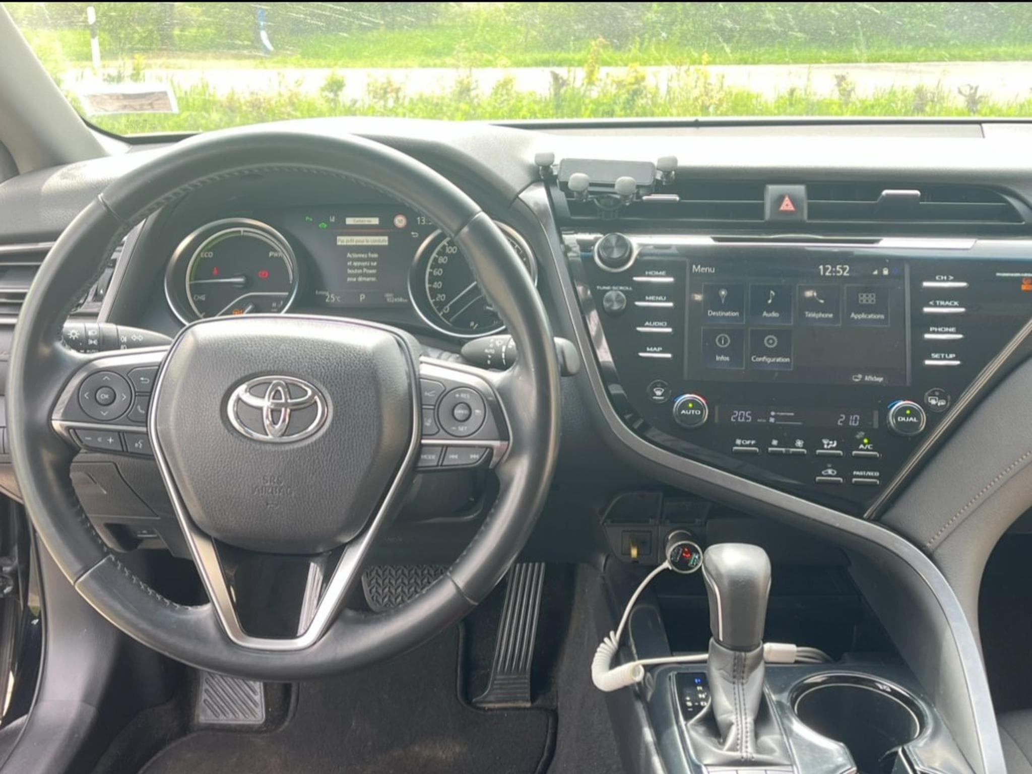 Toyota Camry (2021) - Photo 7