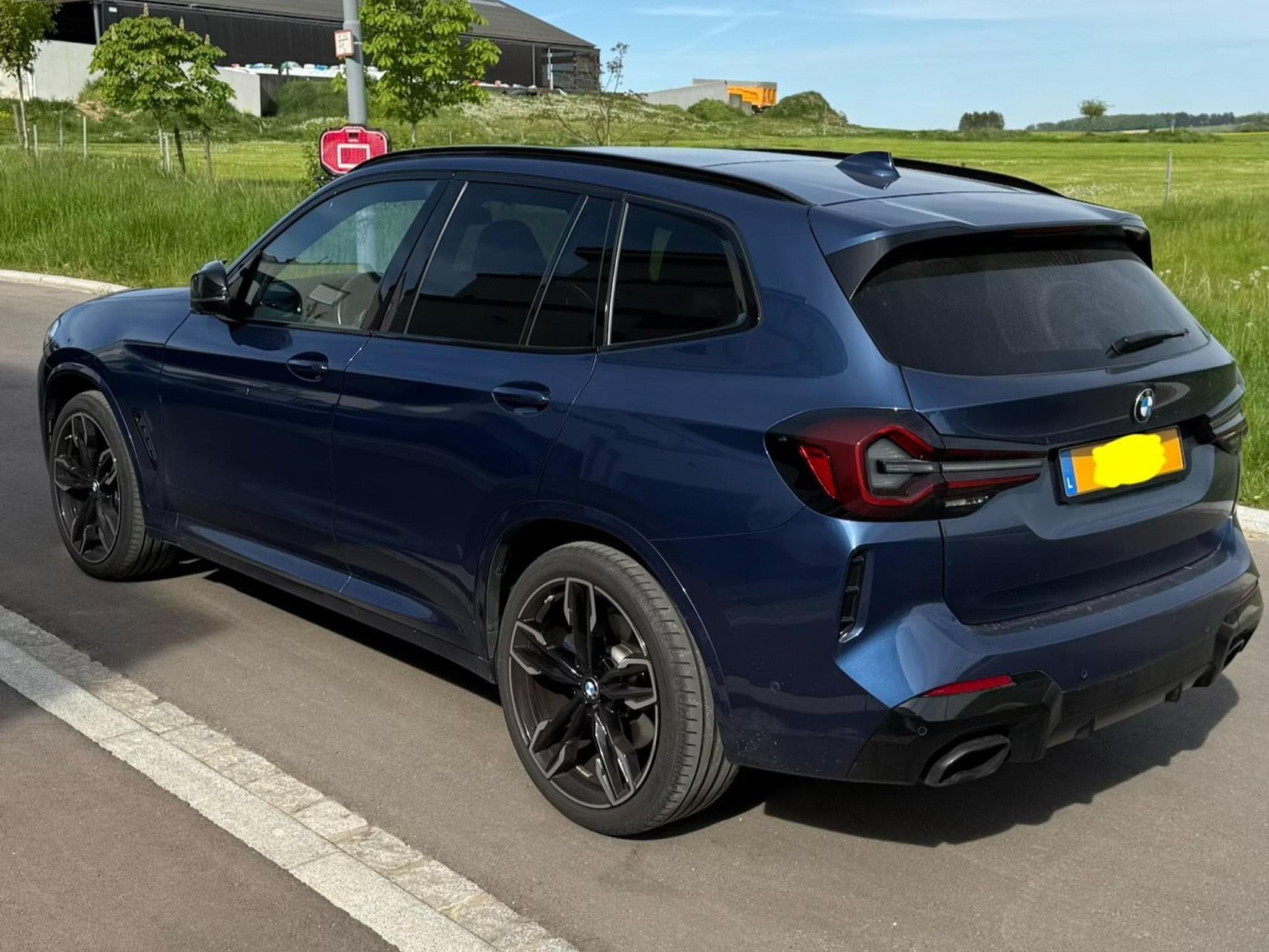 BMW X3 M40d (2023) - Photo 2