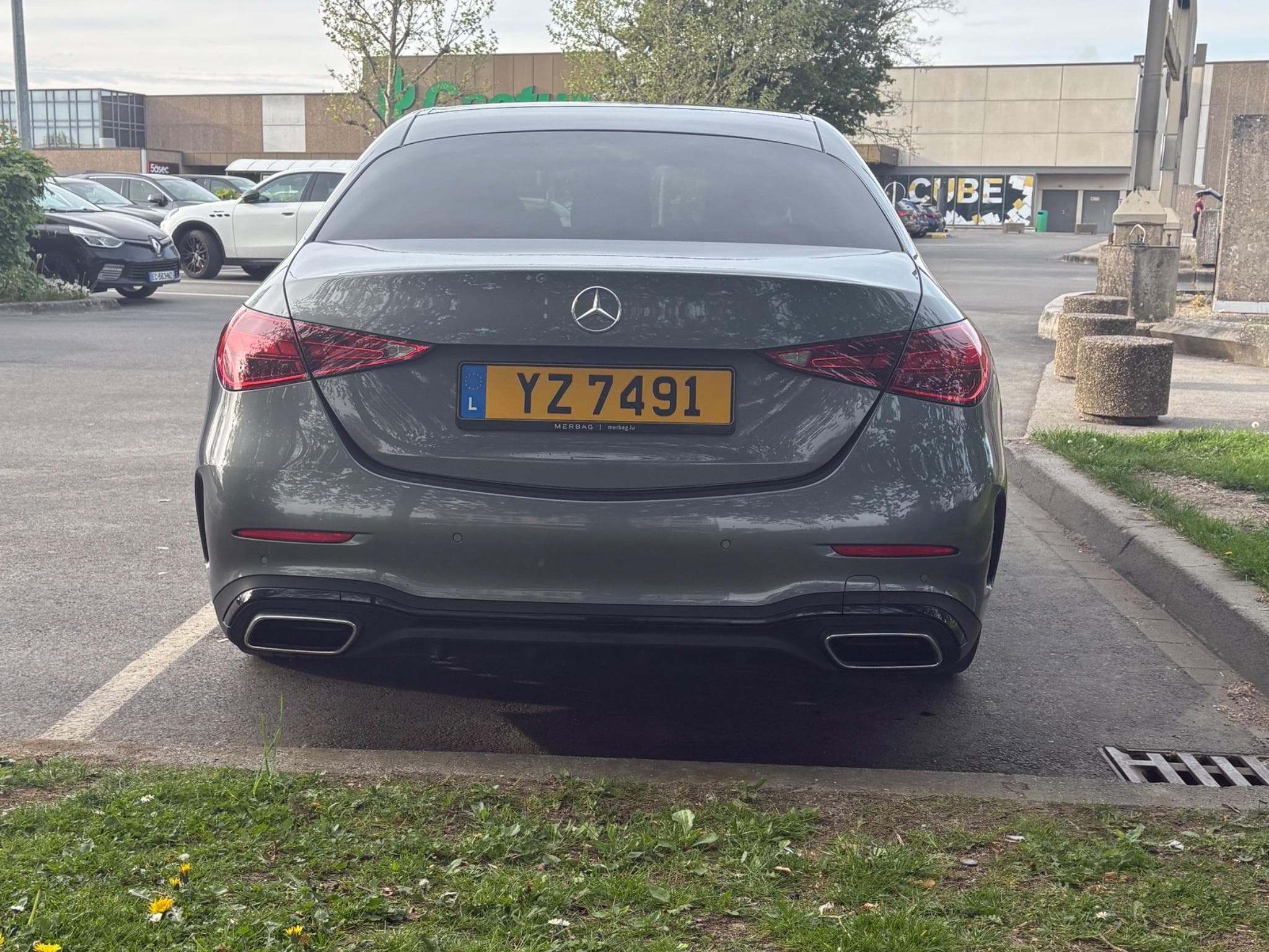 Mercedes C 180 AMG Line - Toit Panoramique - 1er prop (2022) - Photo 6