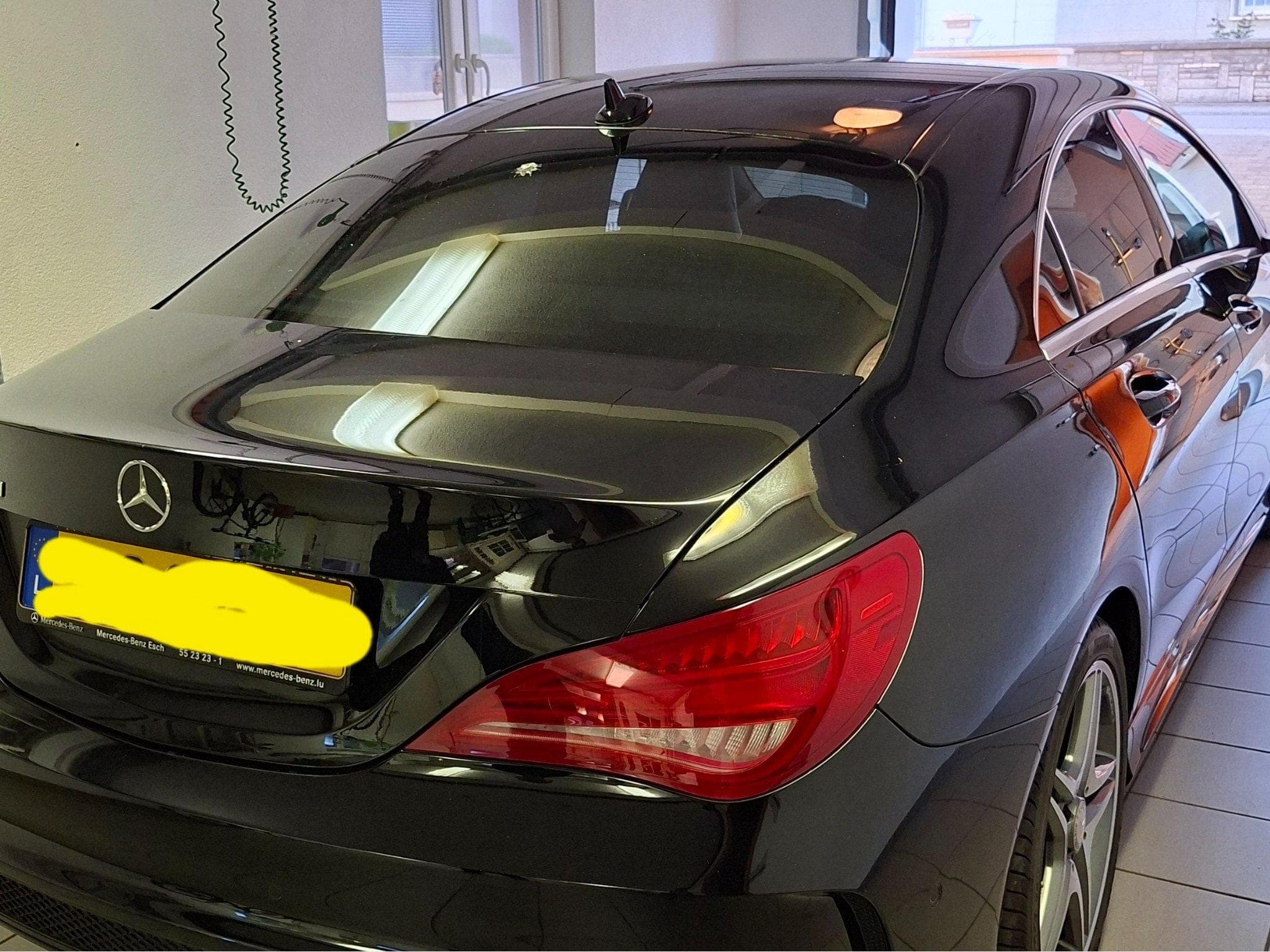 Mercedes CLA 200 AMG Line (2016) - Foto 2