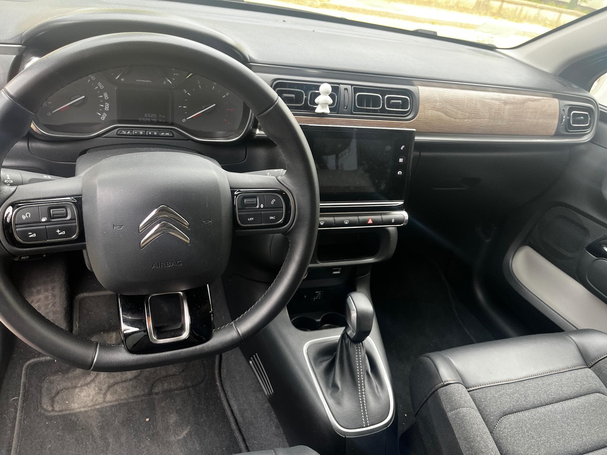 Citroën C3 1.2 110 shine automatique (2022) - Photo 8