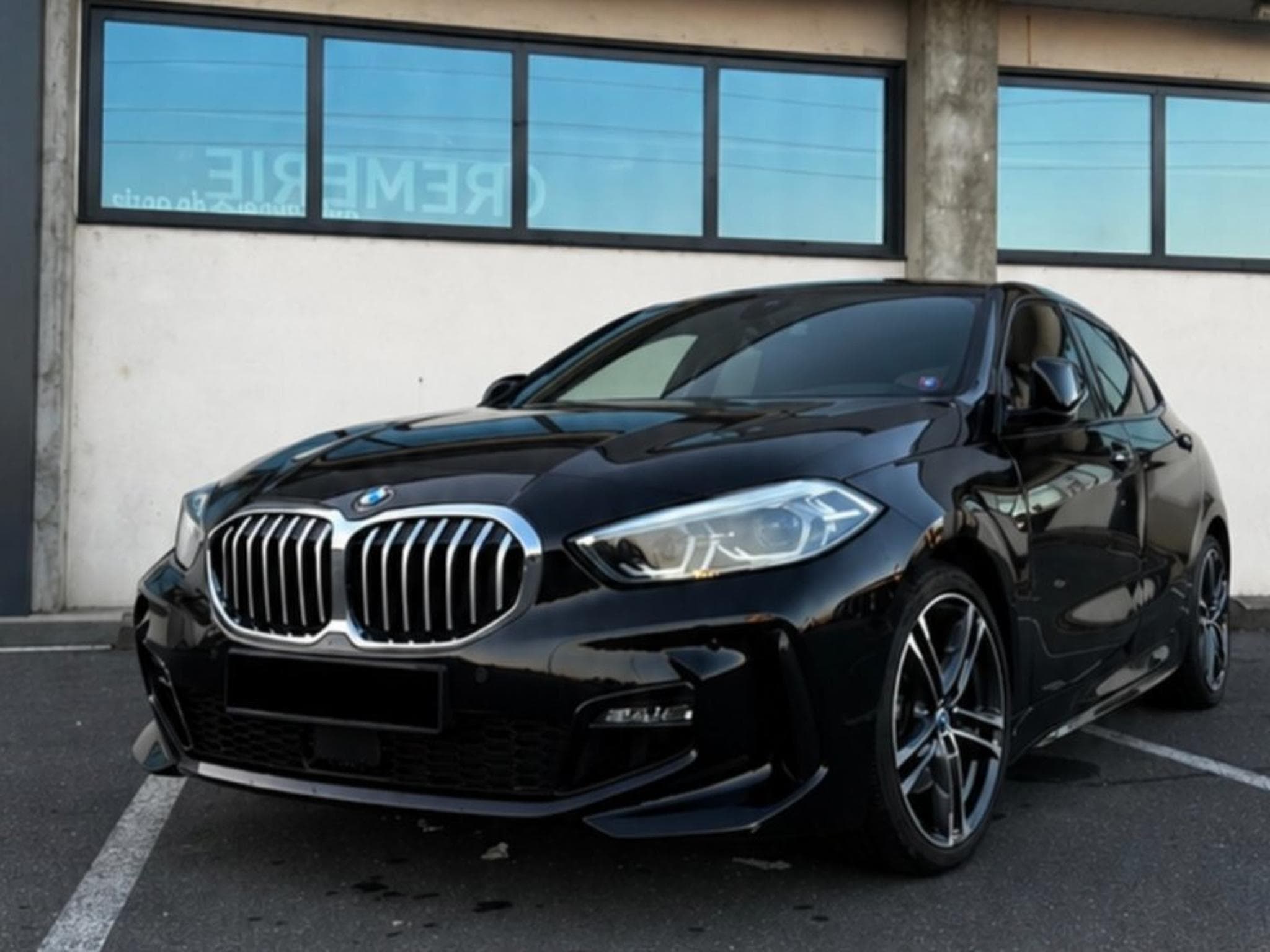 BMW 118 PACK M (2019) - Foto 1