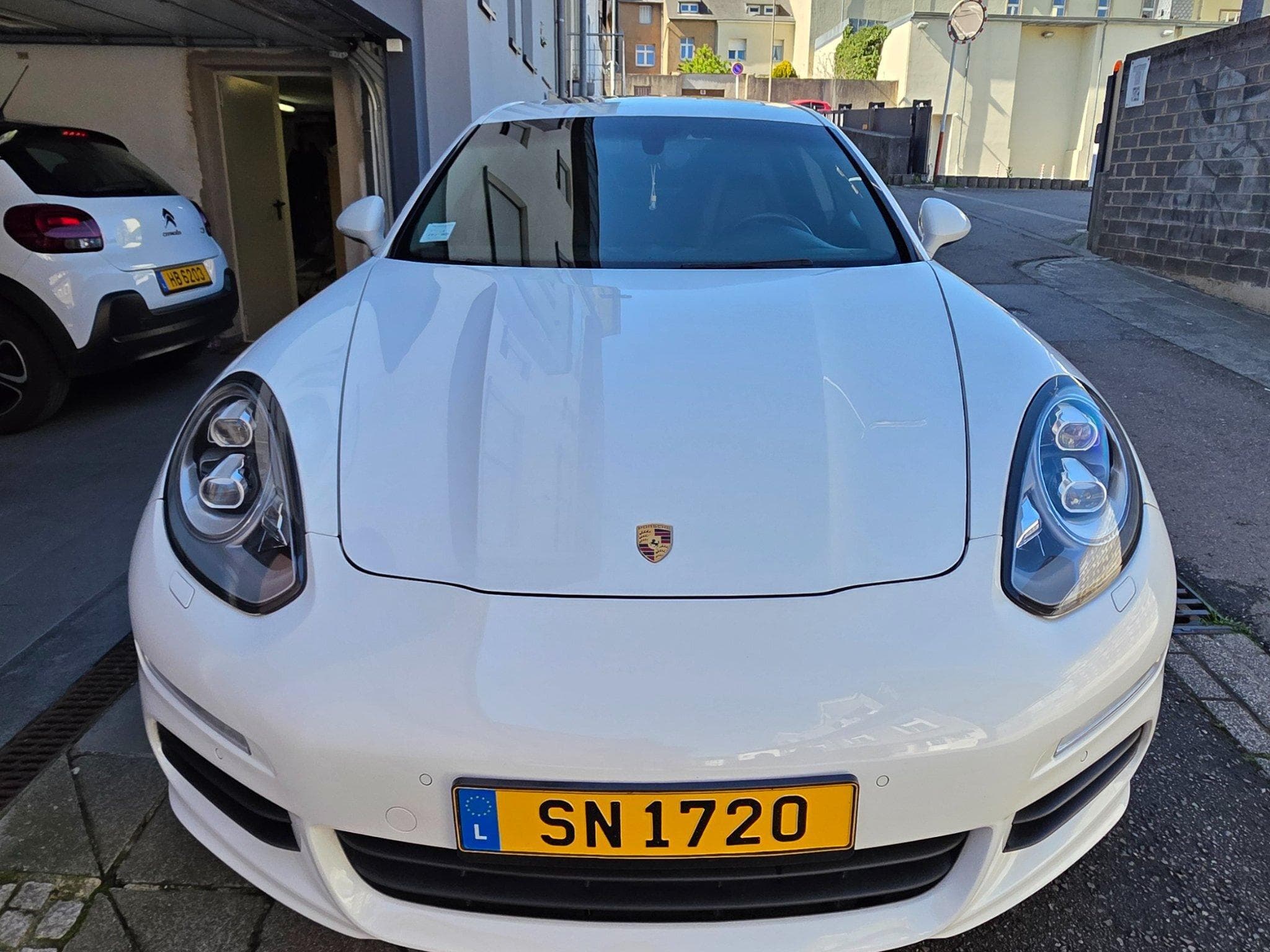 Porsche Panamera 4 e-hybride (2015) - Foto 1