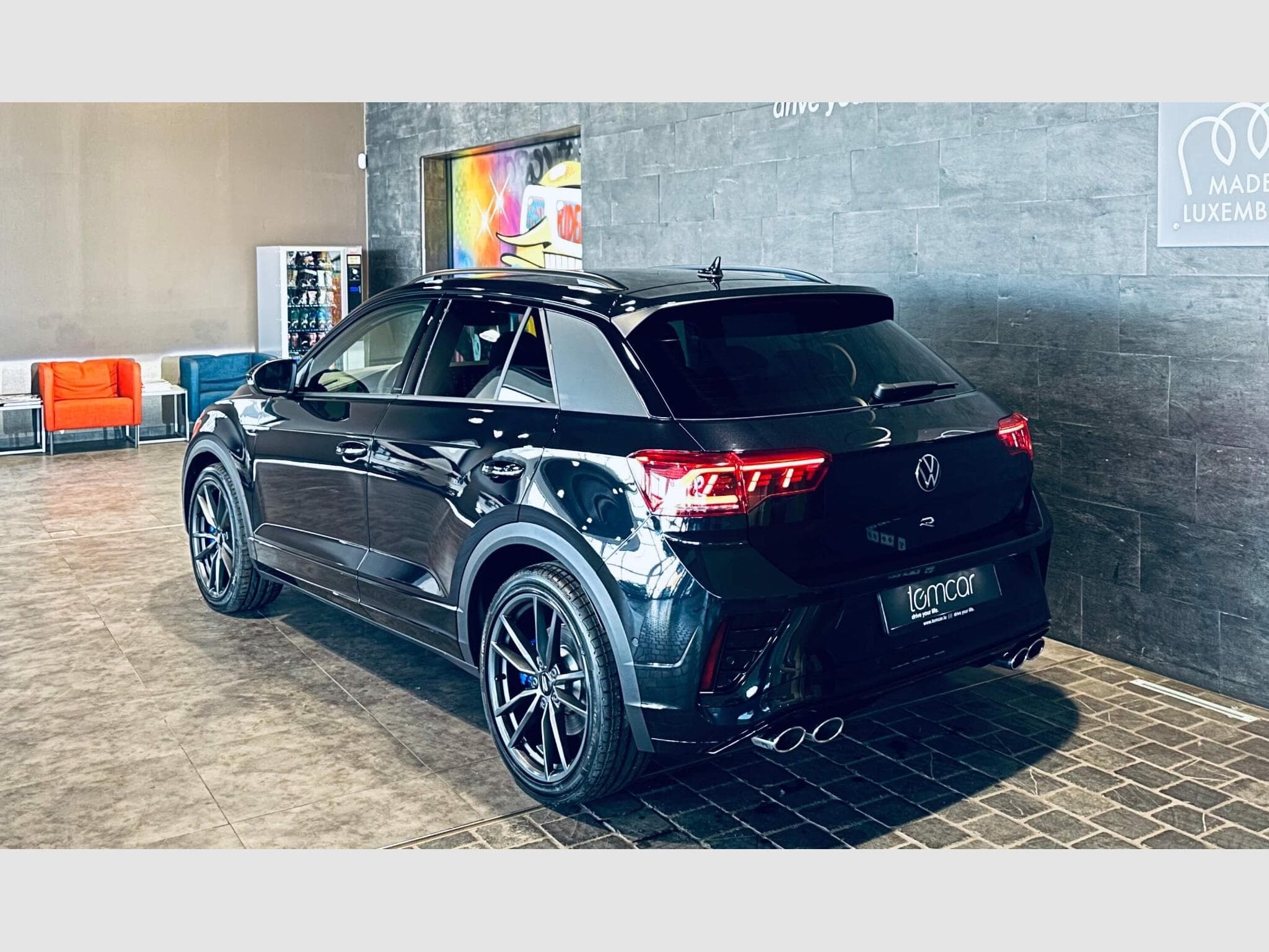 VW T-Roc T-ROC R TSI 4MOTION DSG (2025) - Photo 5