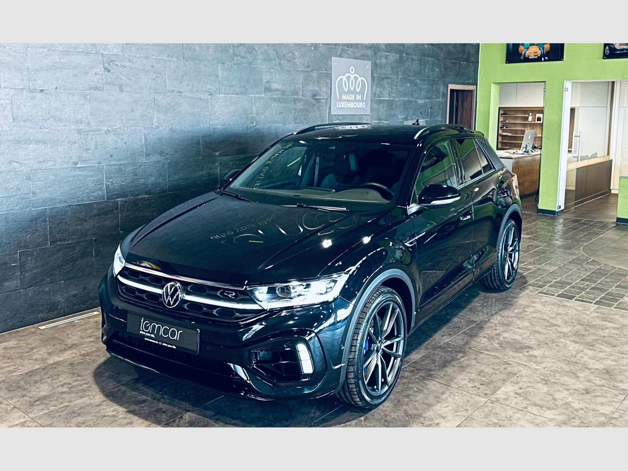 VW T-Roc T-ROC R TSI 4MOTION DSG (2025) - Photo 3