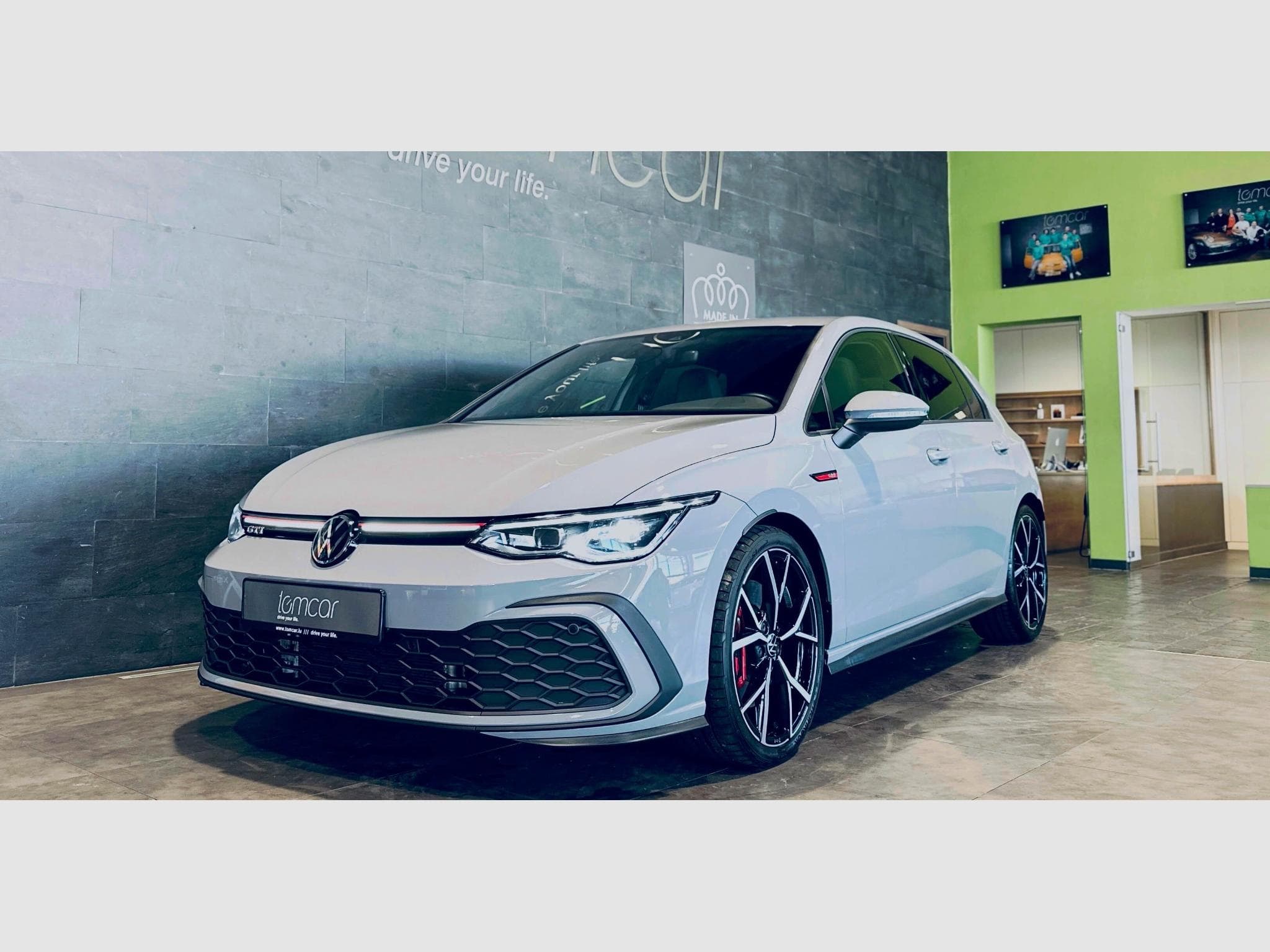 VW Golf GOLF VIII GTI DSG (2023) - Photo 2