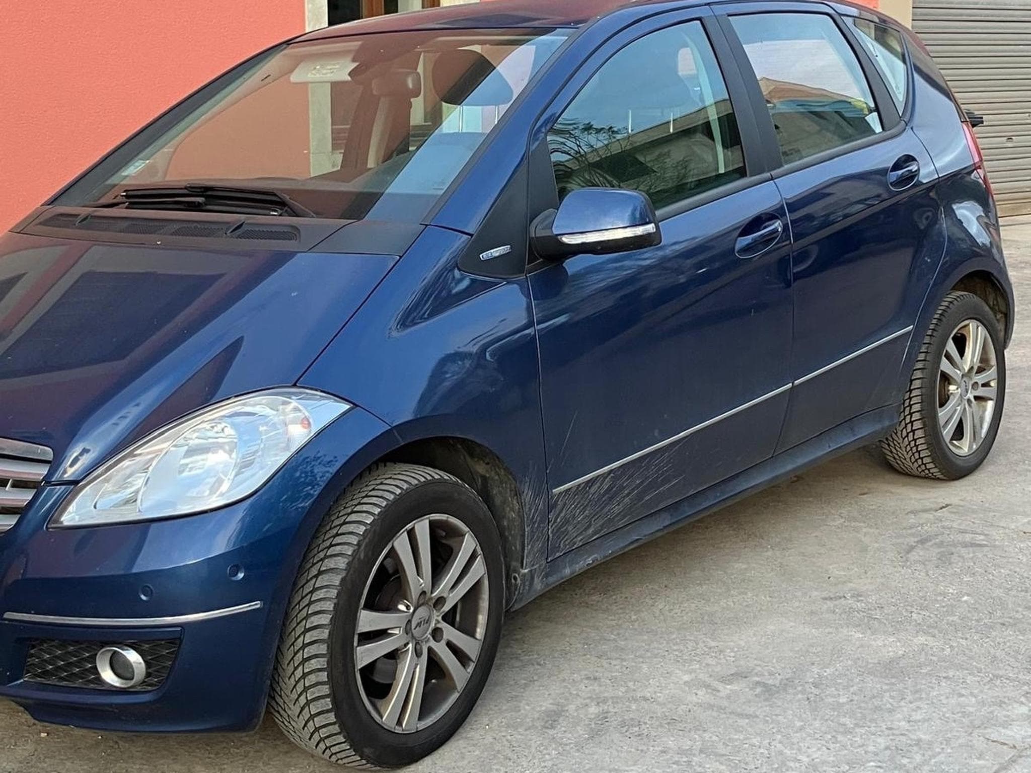 Mercedes A 180 (2011) - Photo 3