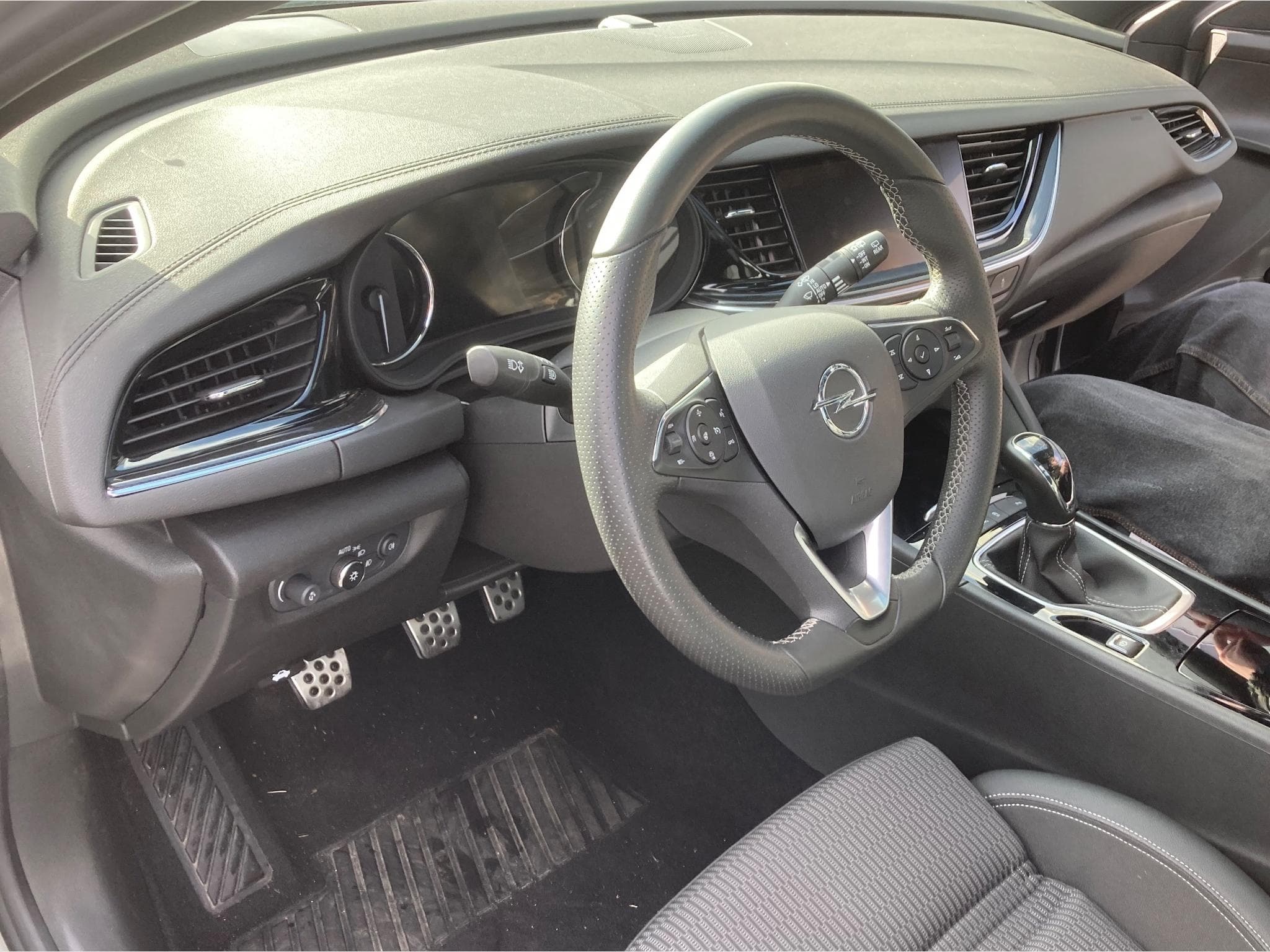 Opel Insignia (2021) - Photo 1