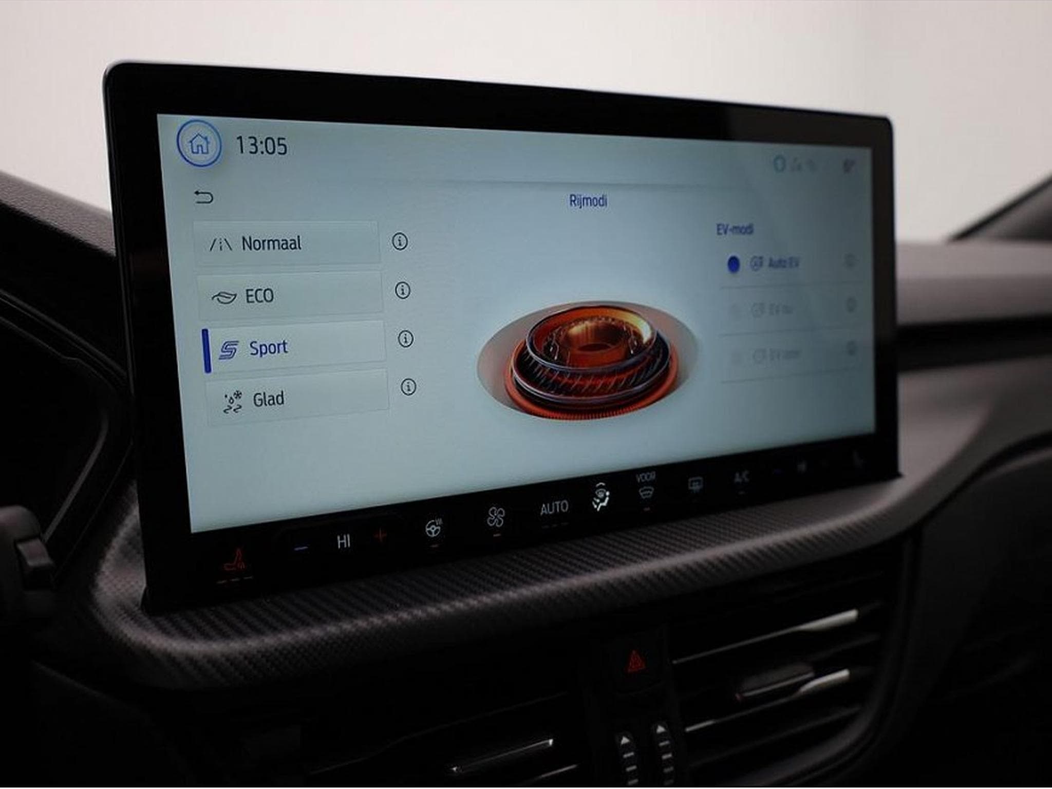 Ford Kuga (2026) - Foto 22