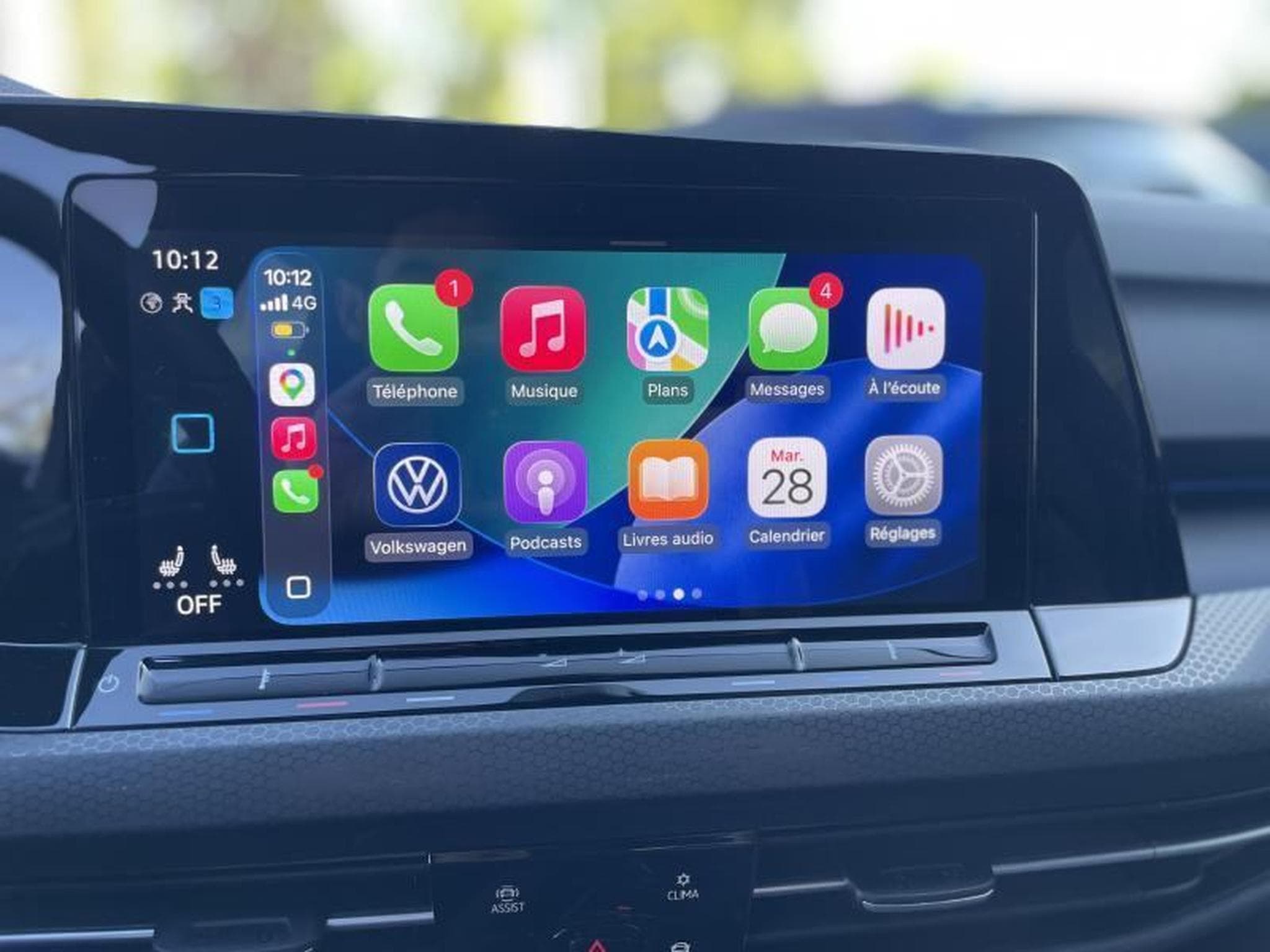 VW Golf 8 GTI 2.0 TSI DSG7 (2023) - Photo 11