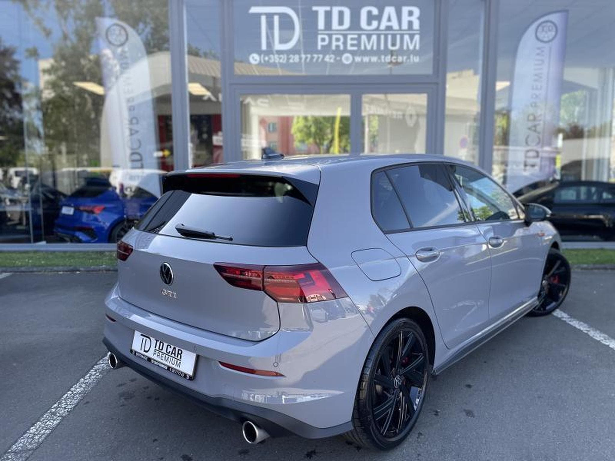 VW Golf 8 GTI 2.0 TSI DSG7 (2023) - Photo 17