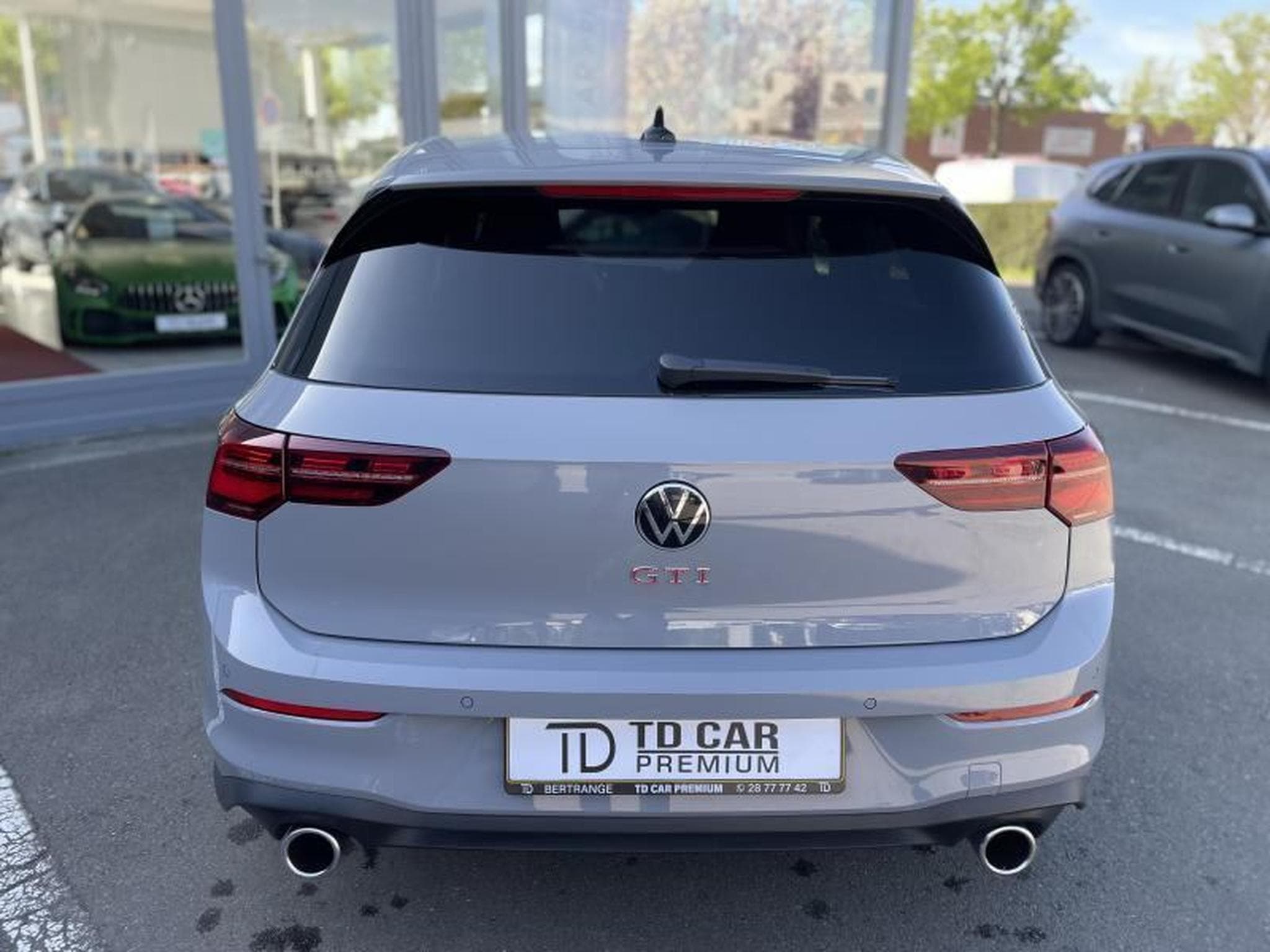 VW Golf 8 GTI 2.0 TSI DSG7 (2023) - Photo 16