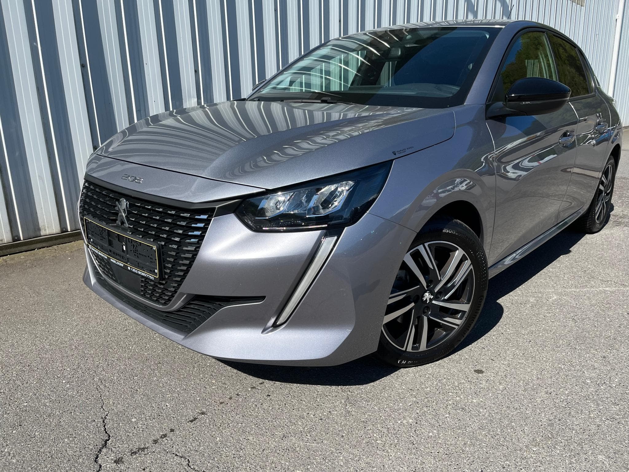 Peugeot 208 1.2 100cv man6 (2022) - Photo 1